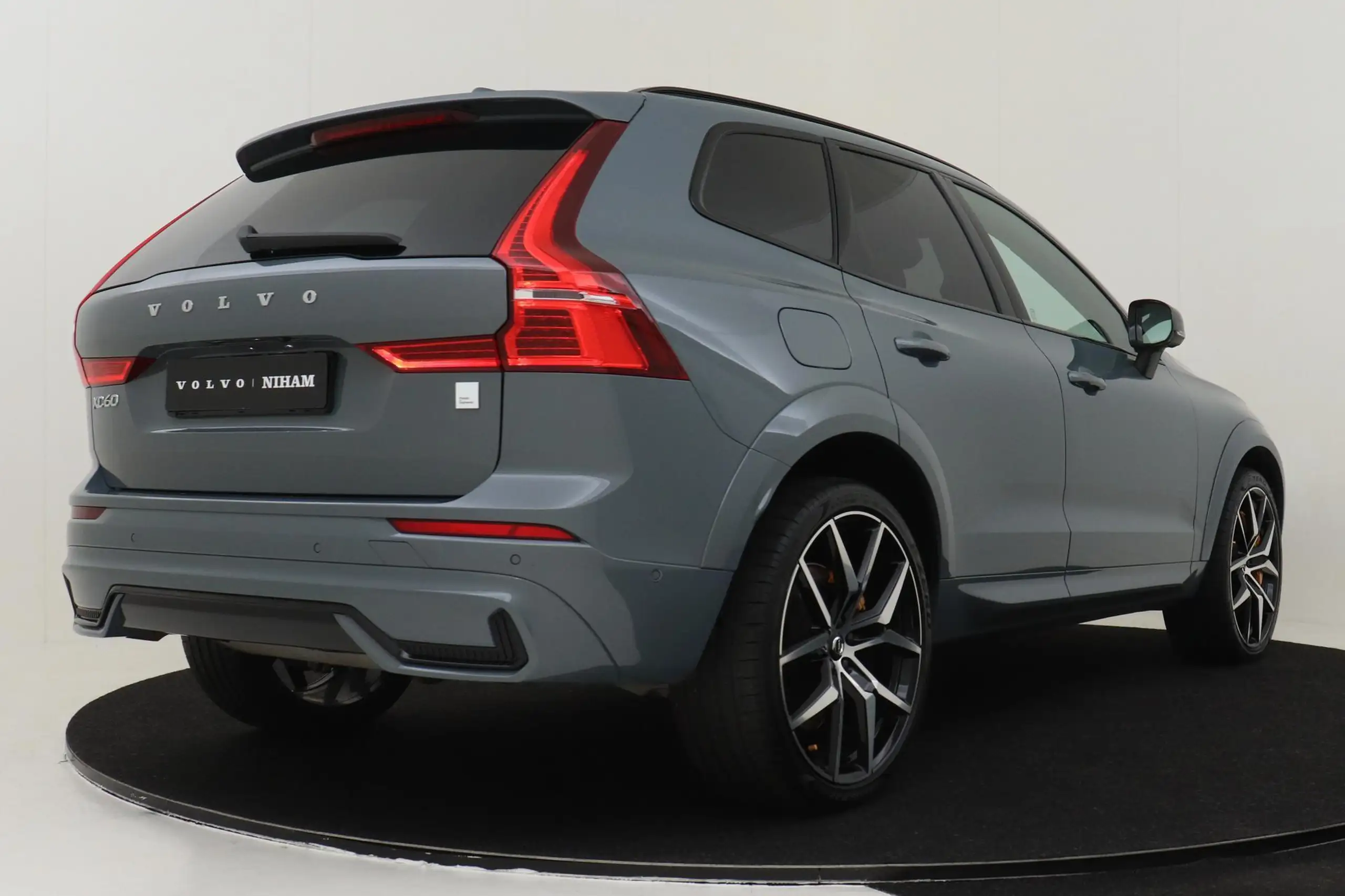 Volvo - XC60