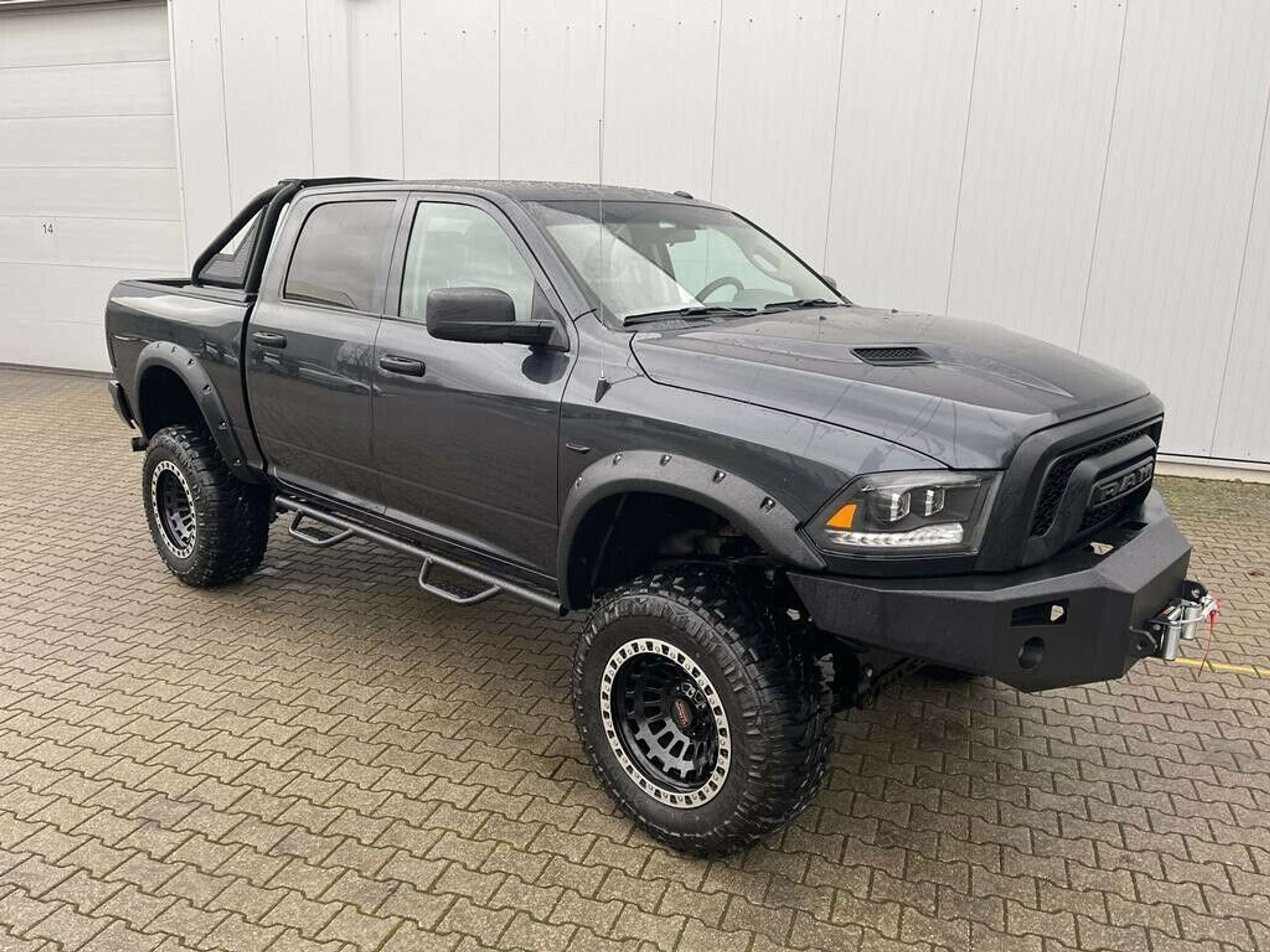 Dodge - RAM