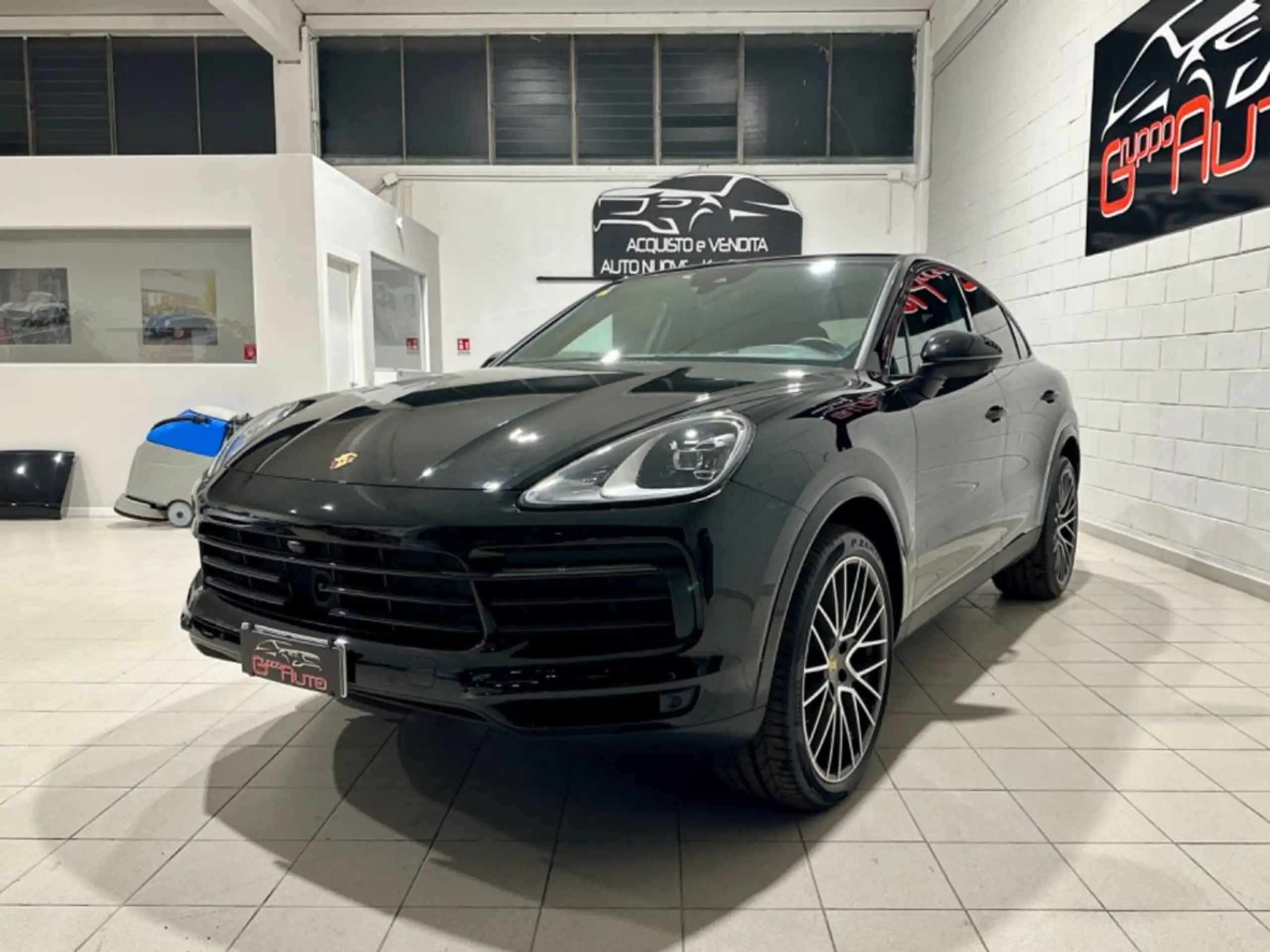 Porsche - Cayenne