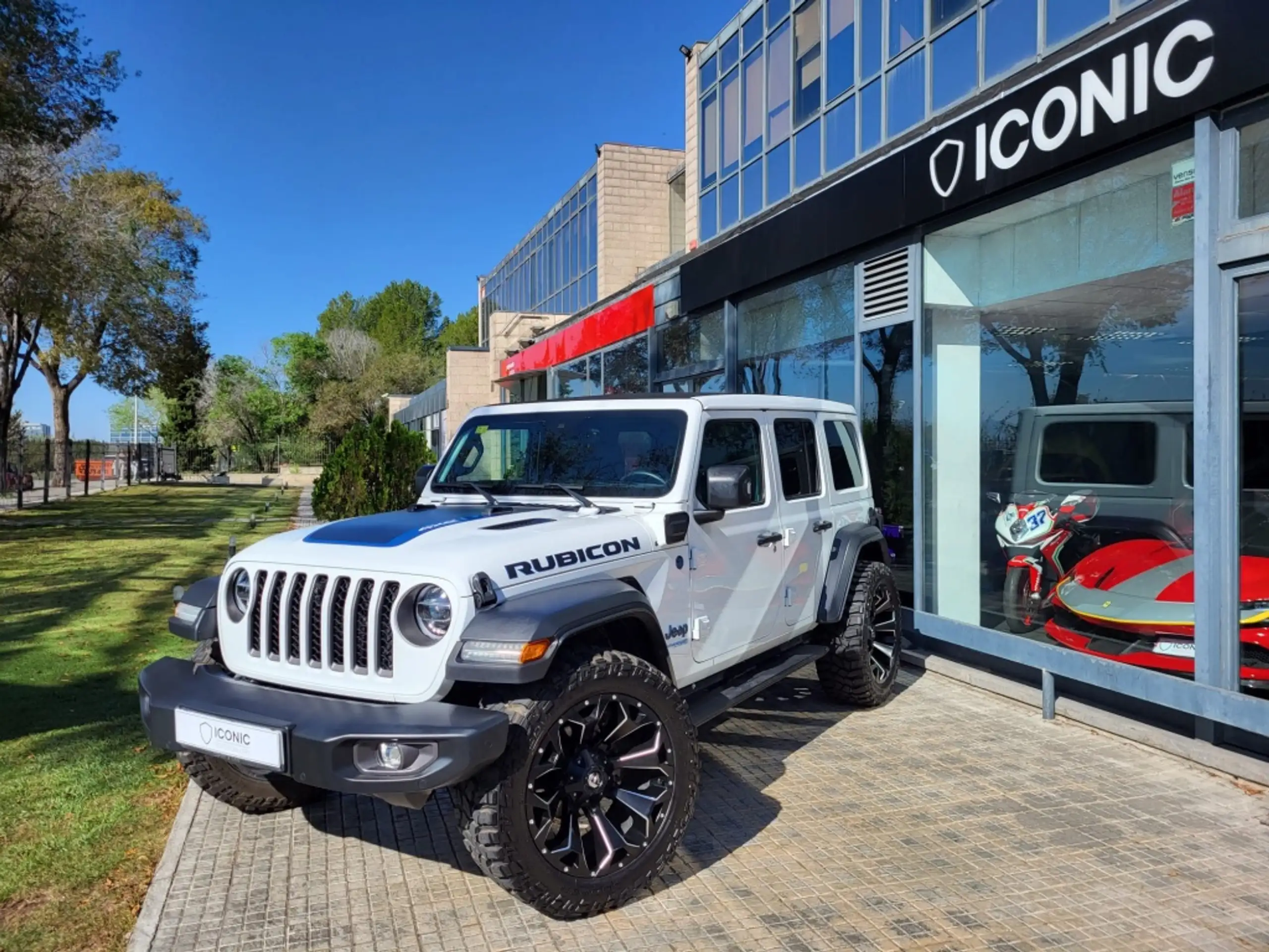 Jeep - Wrangler