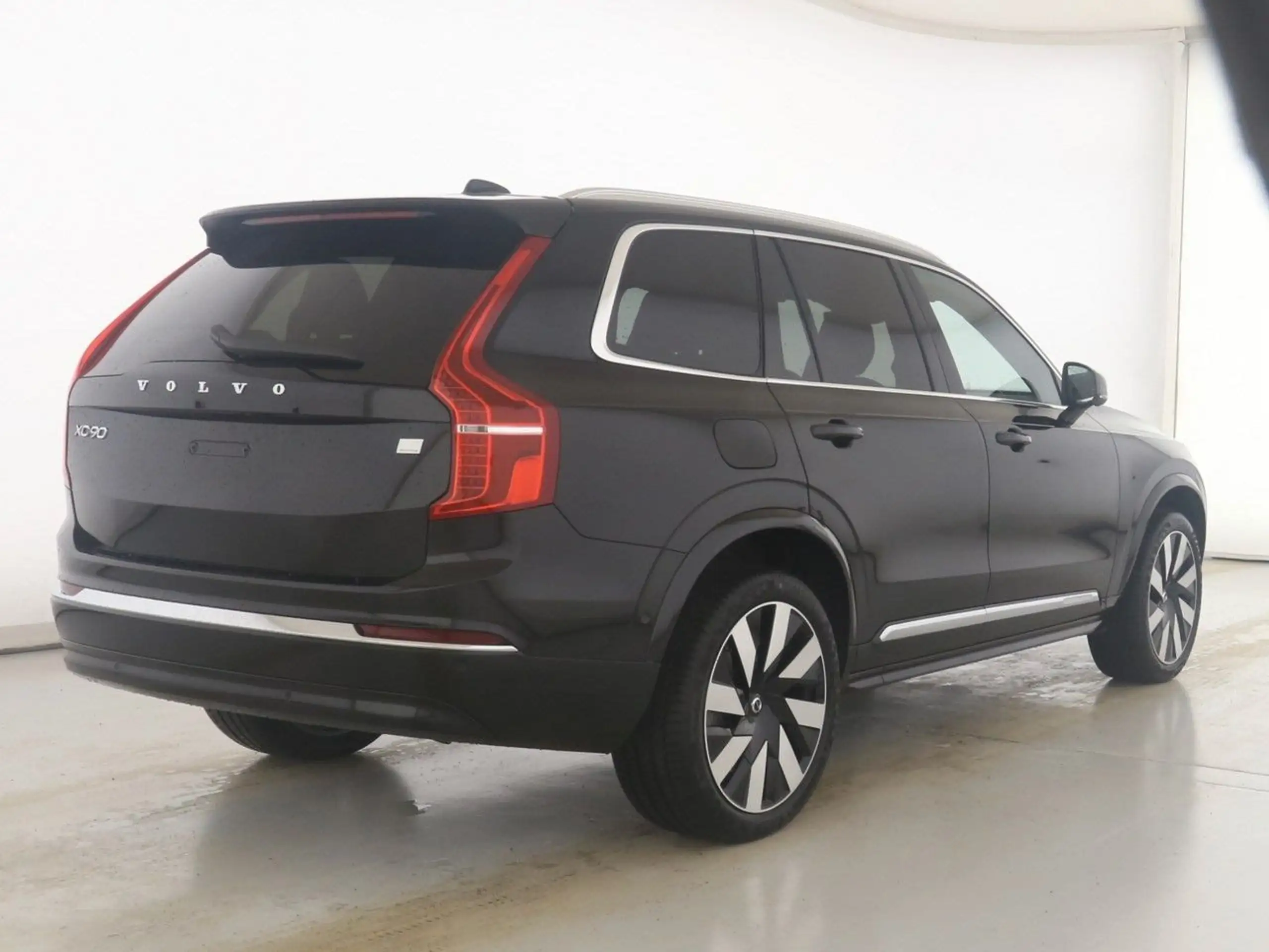 Volvo - XC90