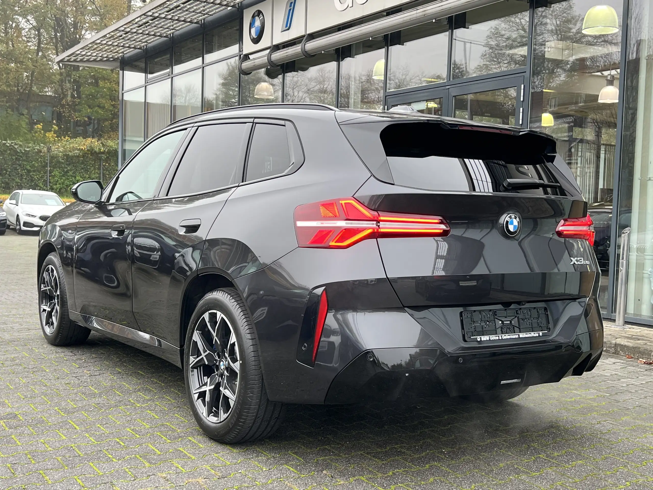 BMW - X3