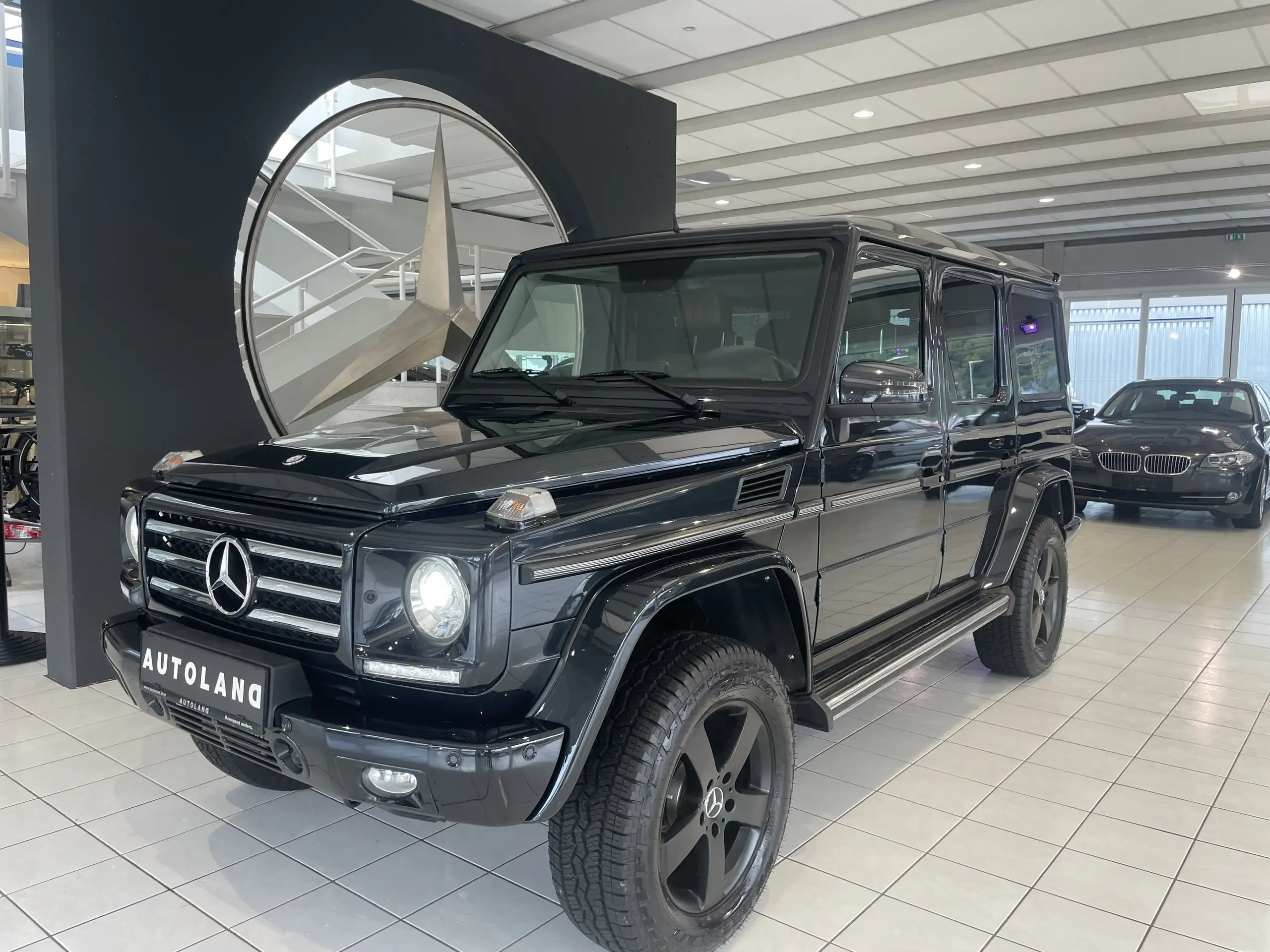 Mercedes-Benz - G 350