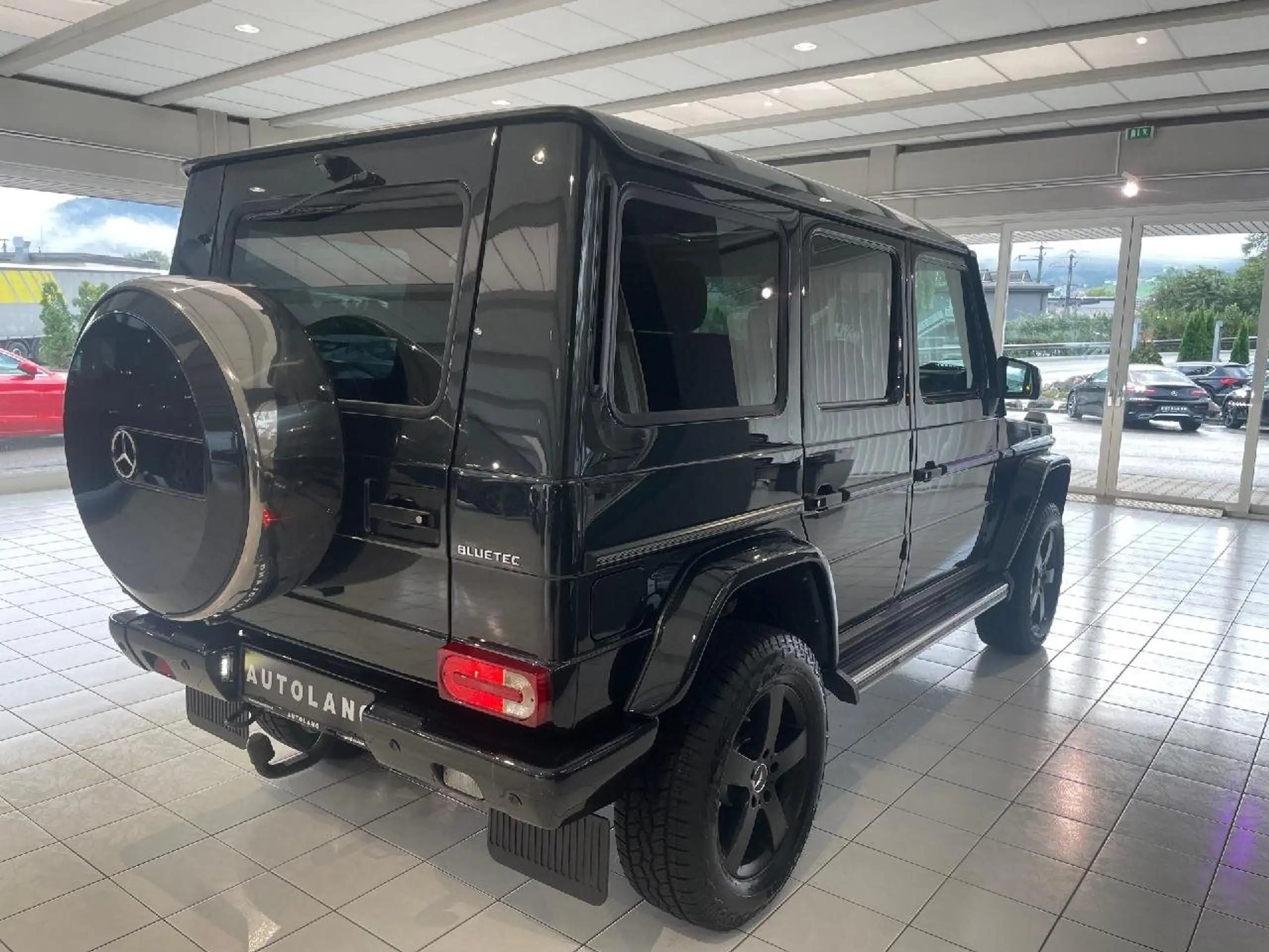 Mercedes-Benz - G 350