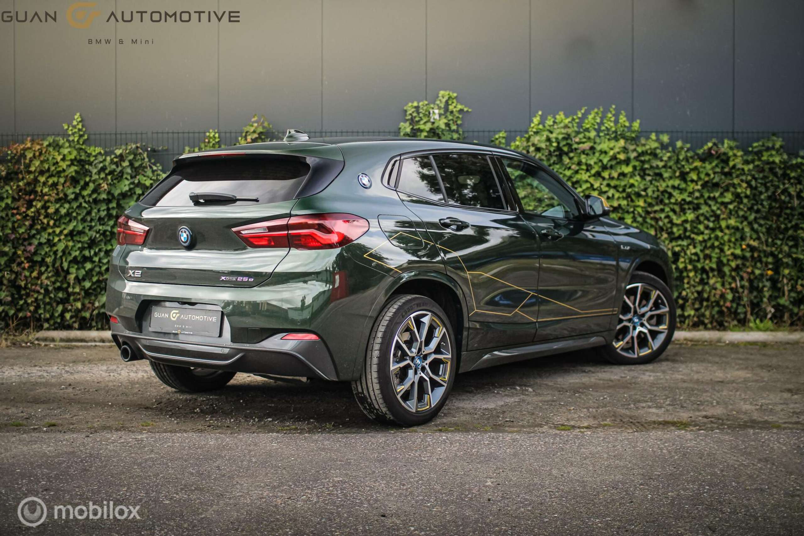 BMW - X2