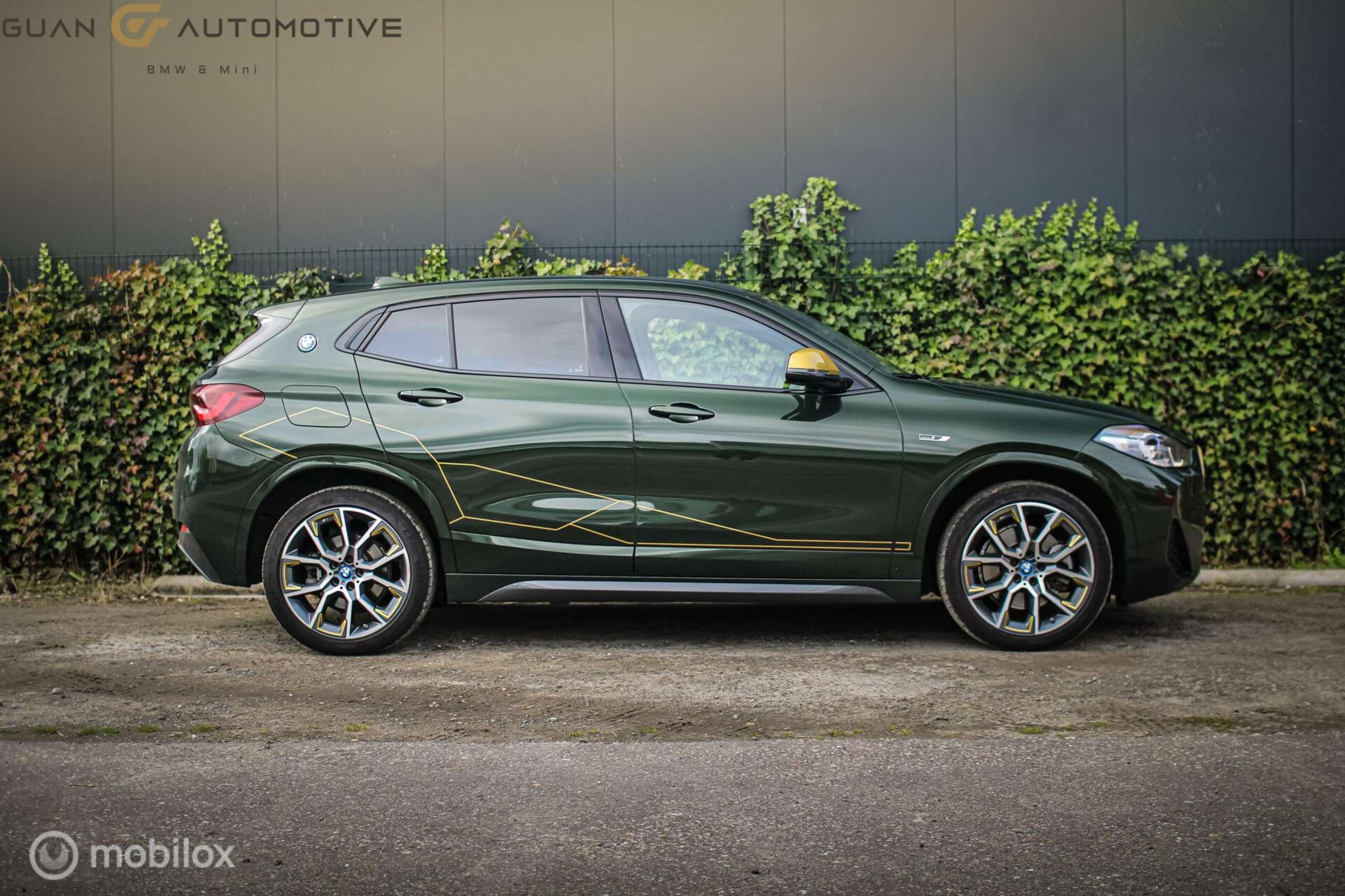 BMW - X2