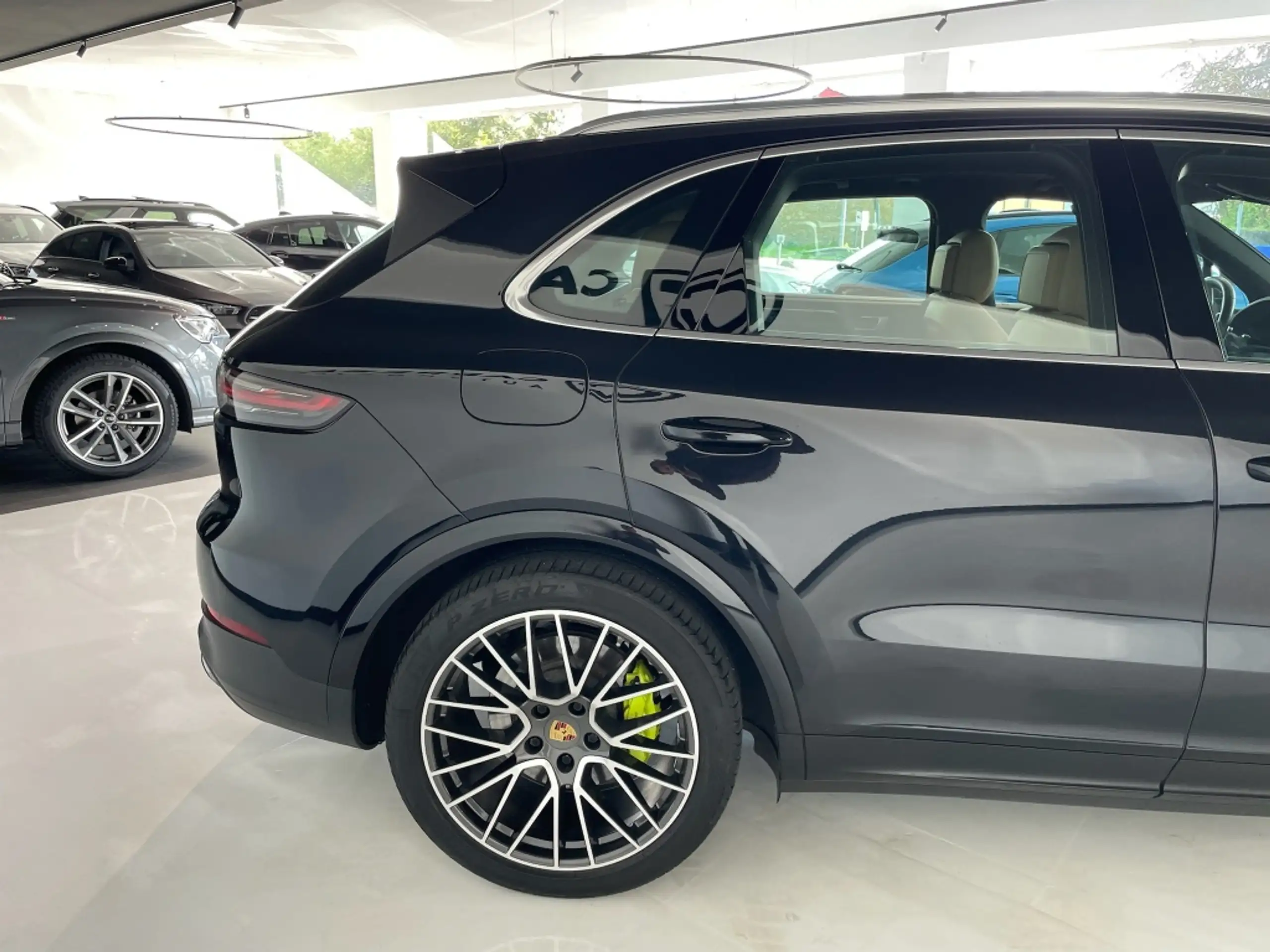 Porsche - Cayenne