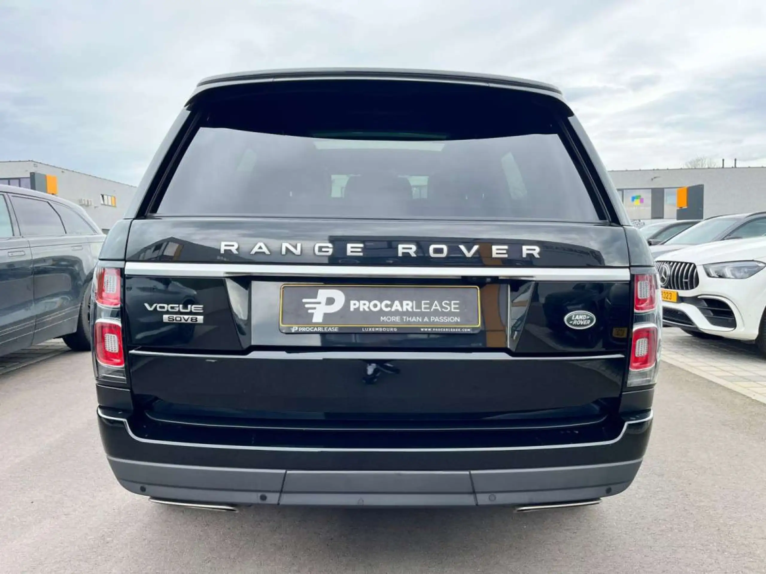 Land Rover - Range Rover