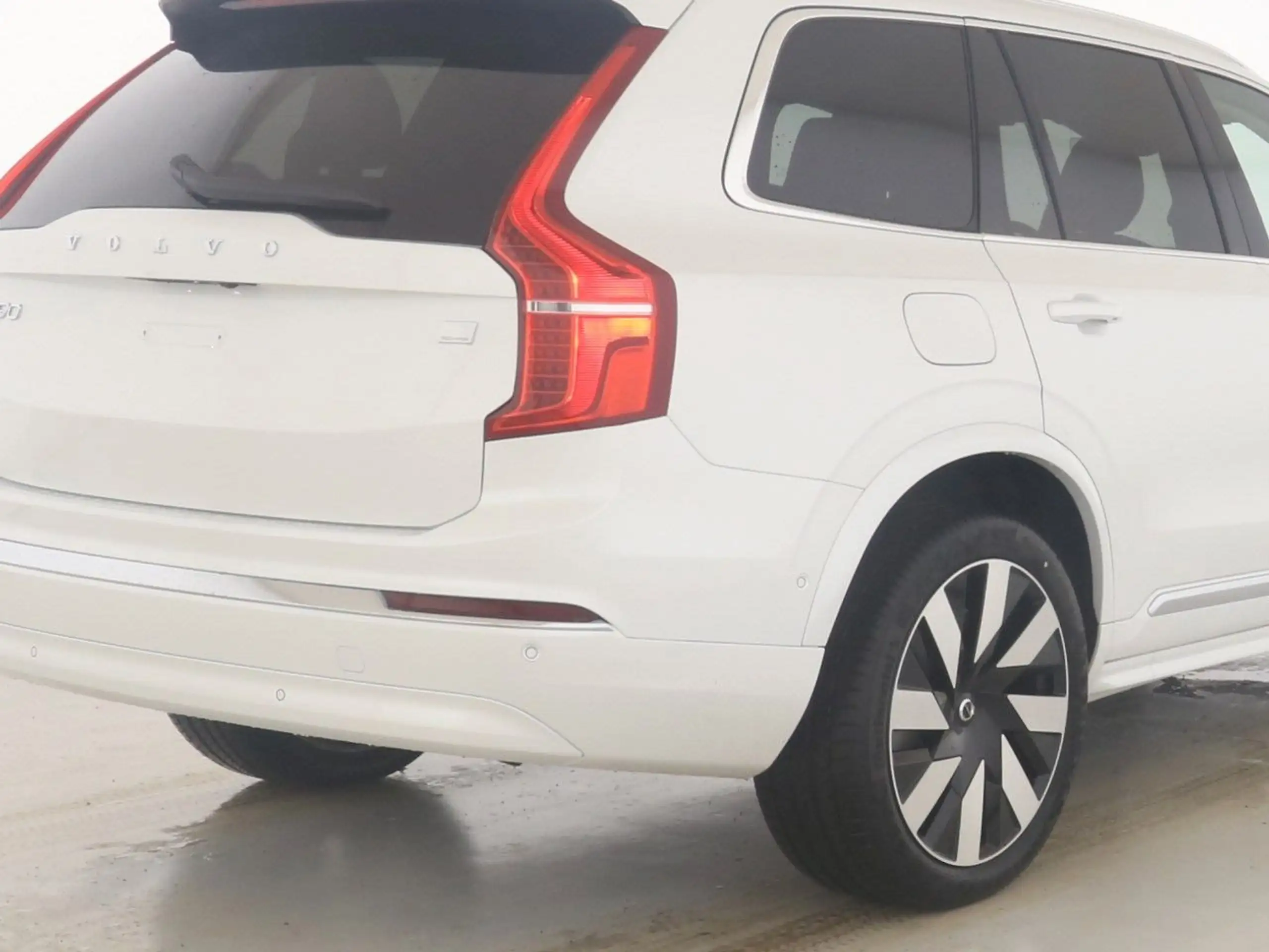 Volvo - XC90