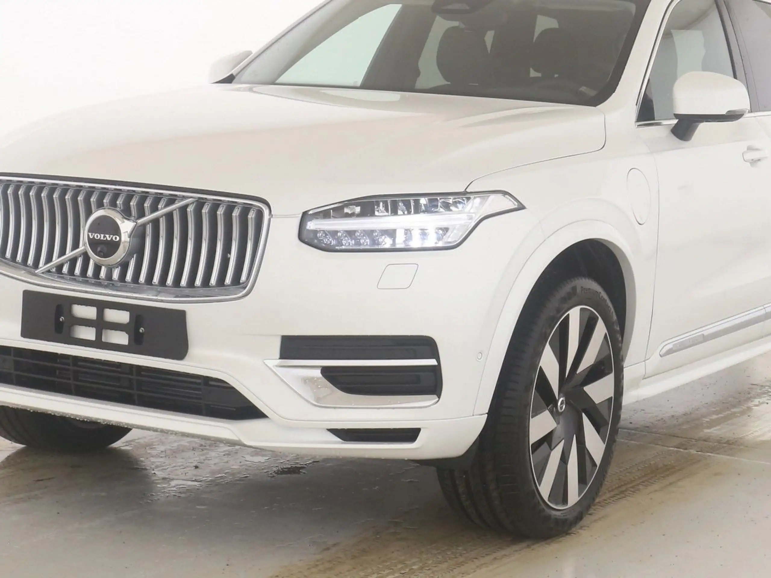 Volvo - XC90