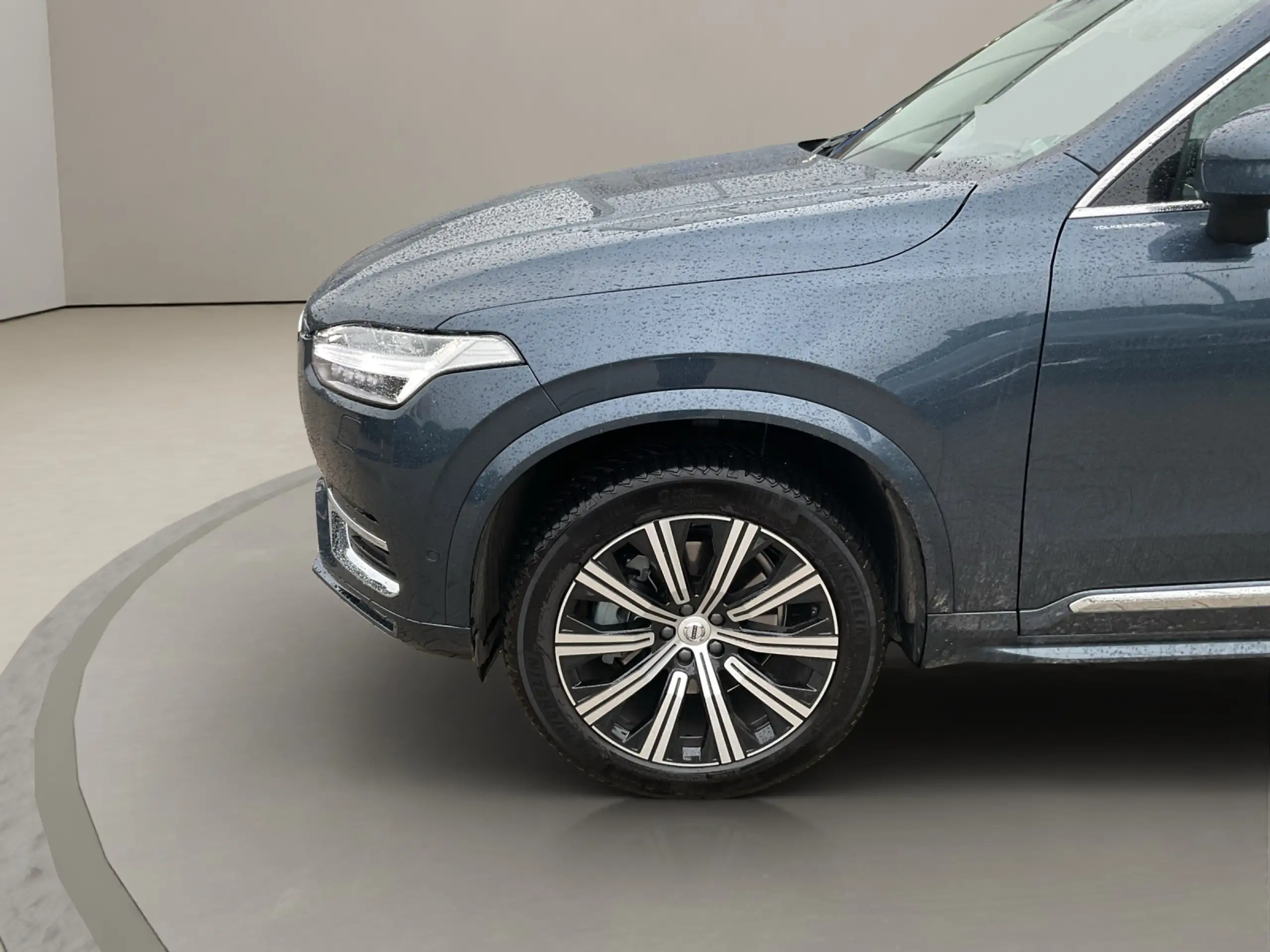 Volvo - XC90