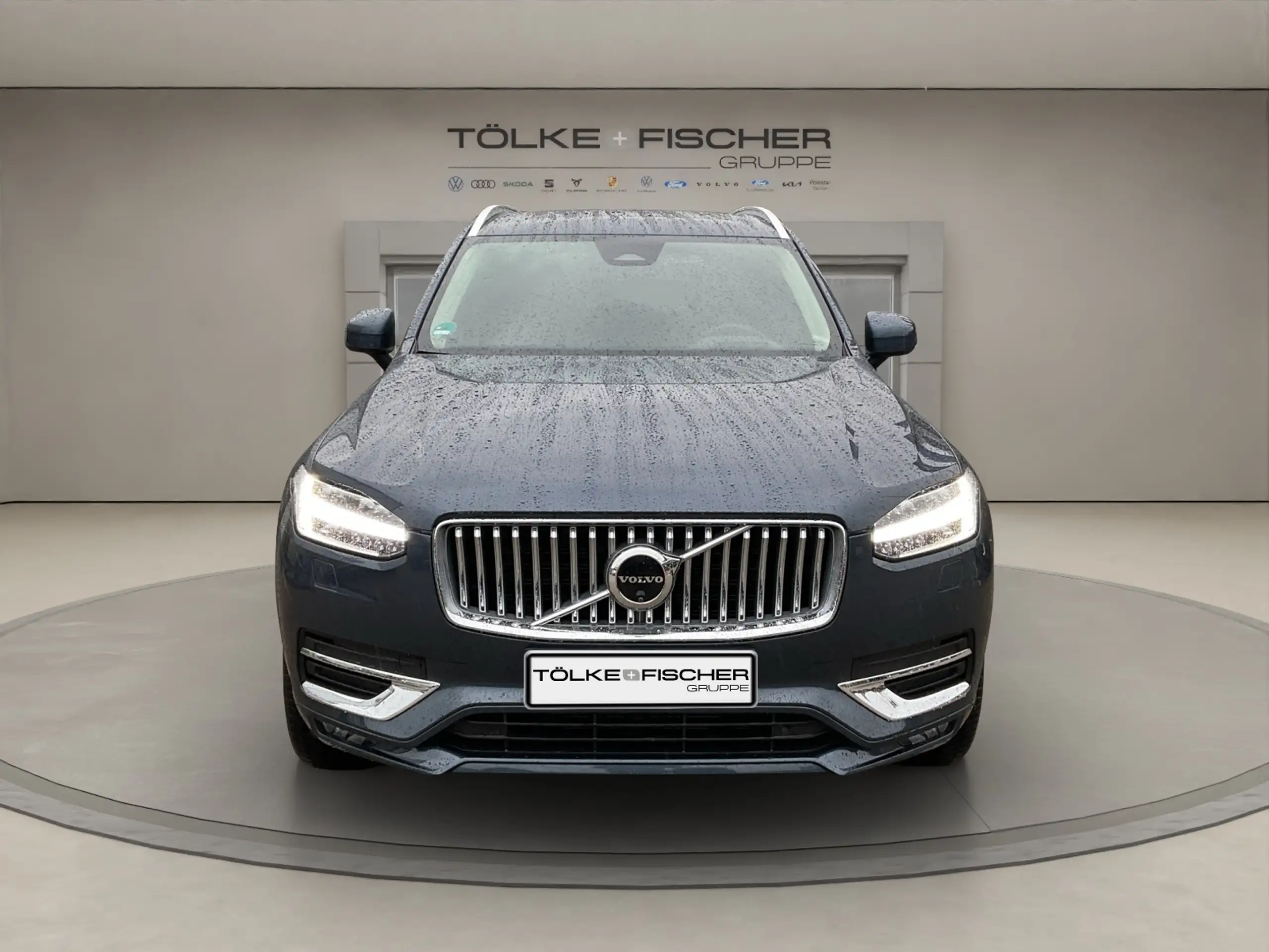 Volvo - XC90