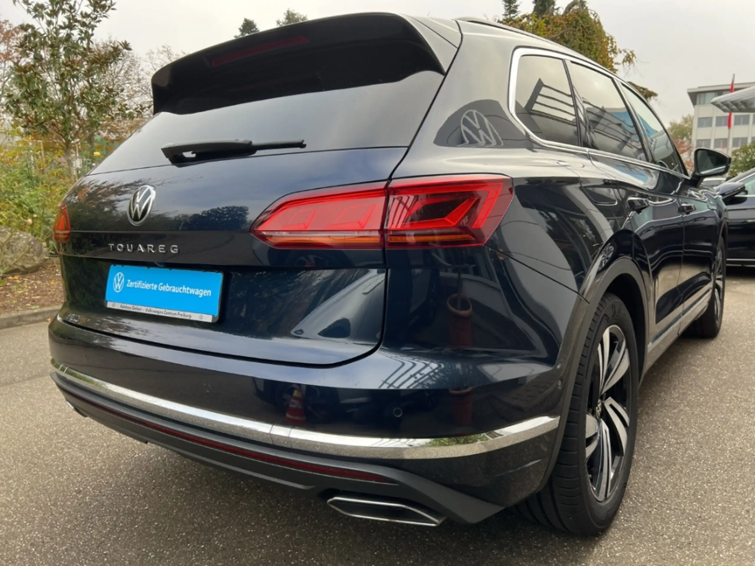 Volkswagen - Touareg