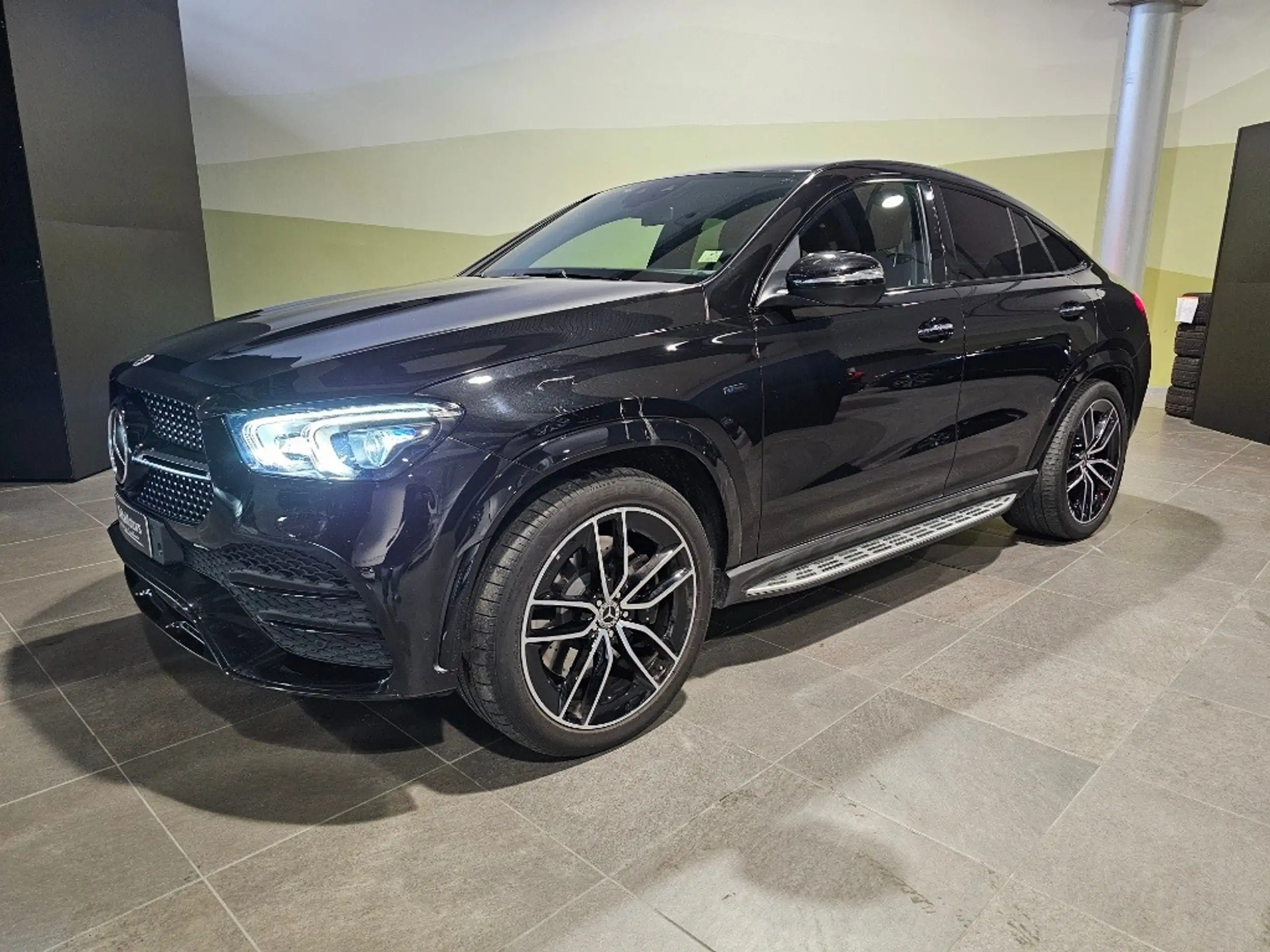 Mercedes-Benz - GLE 350