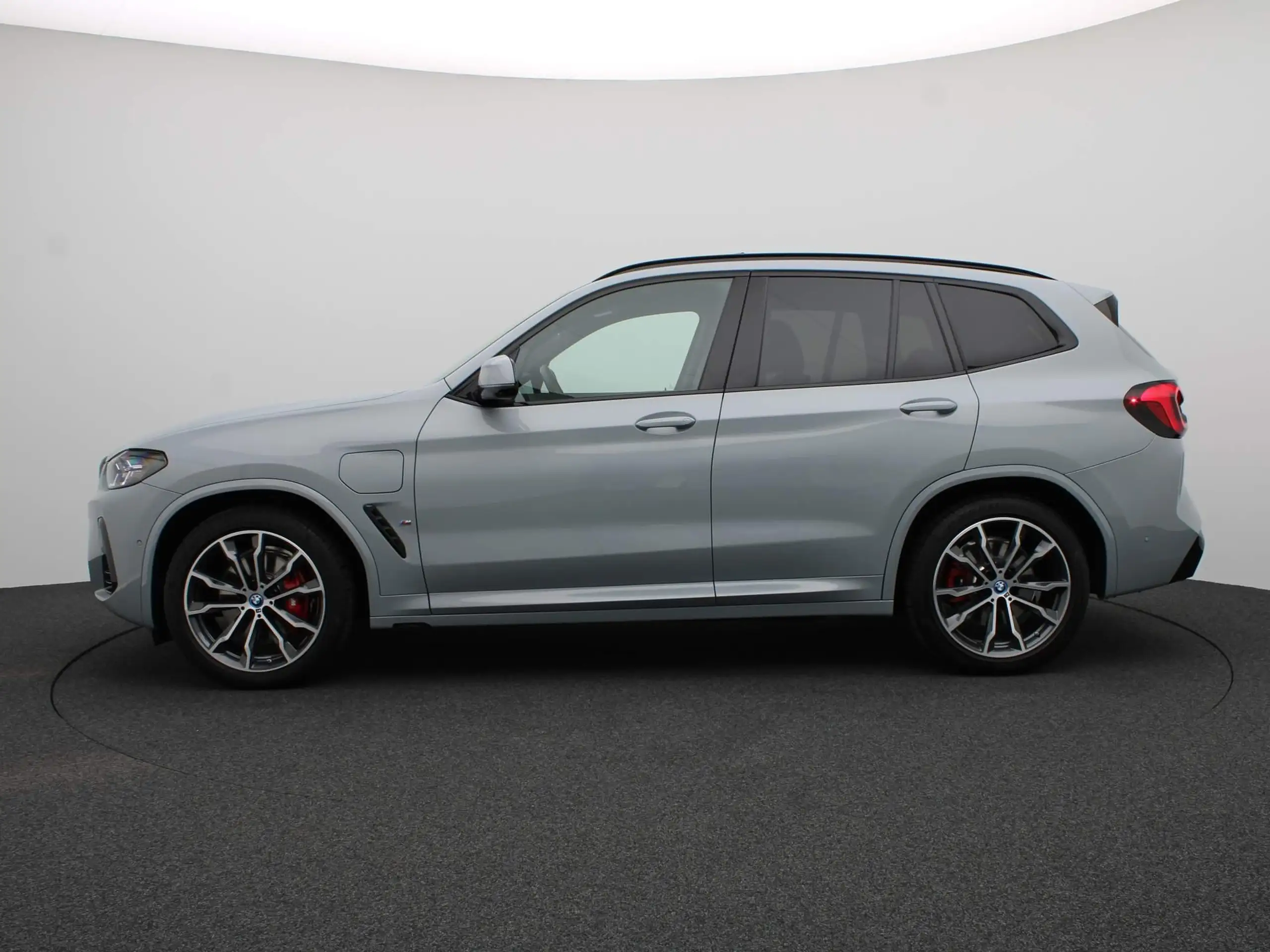 BMW - X3