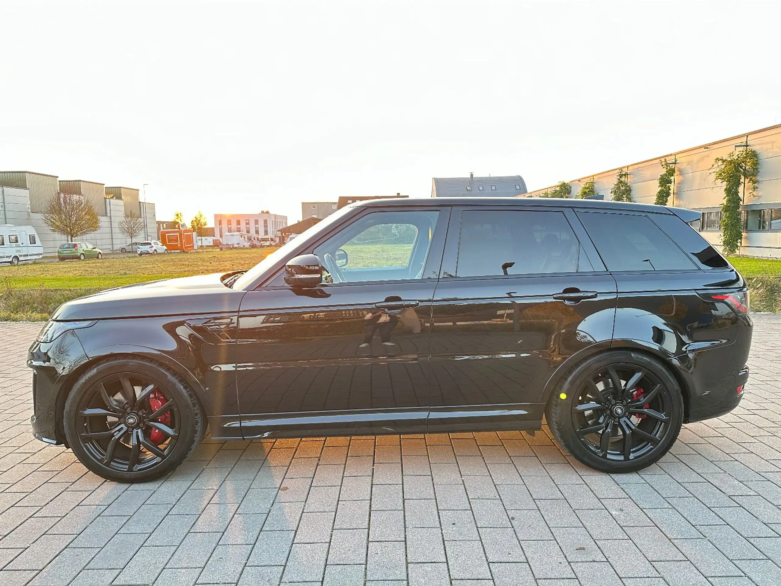 Land Rover - Range Rover Sport