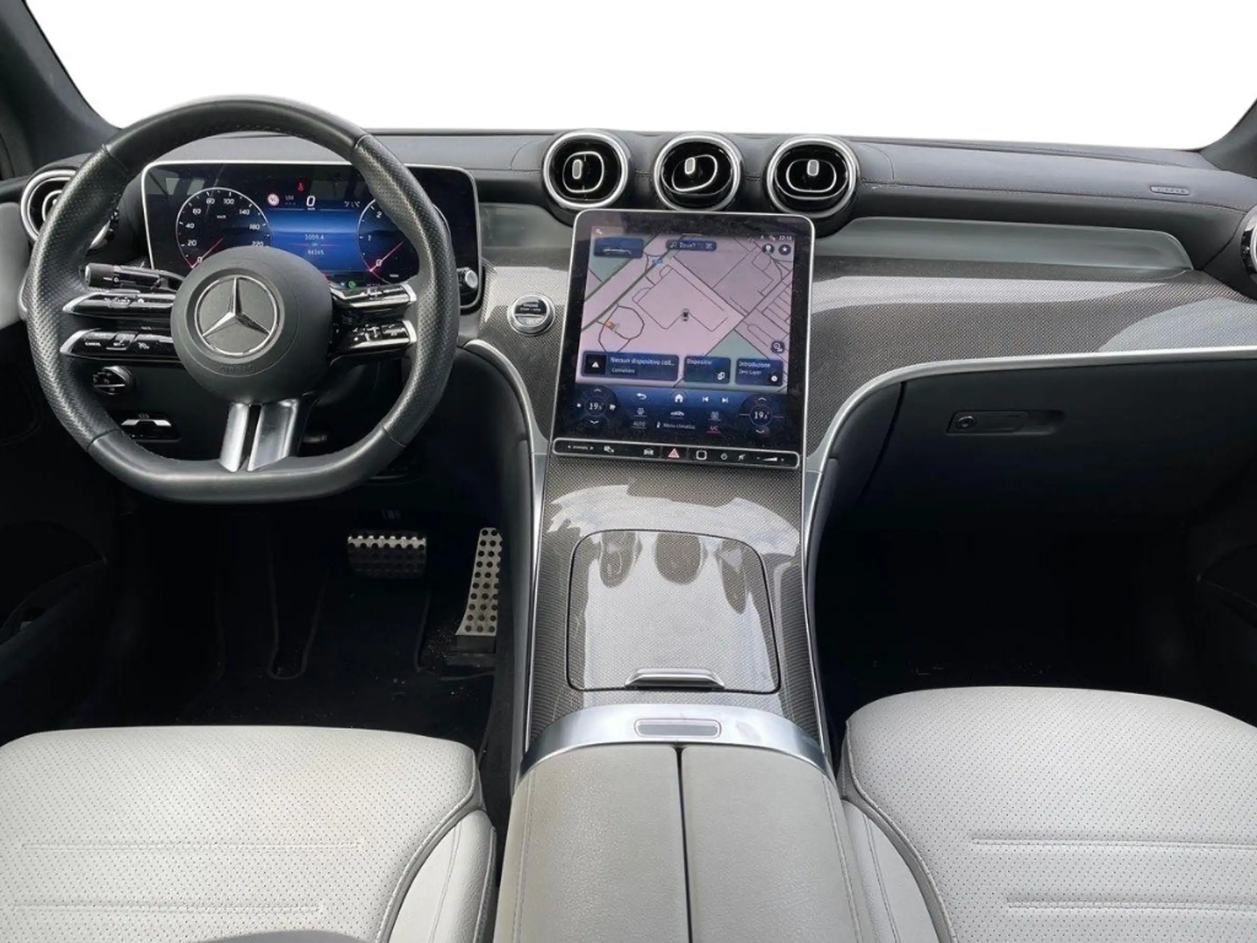 Mercedes-Benz - GLC 220