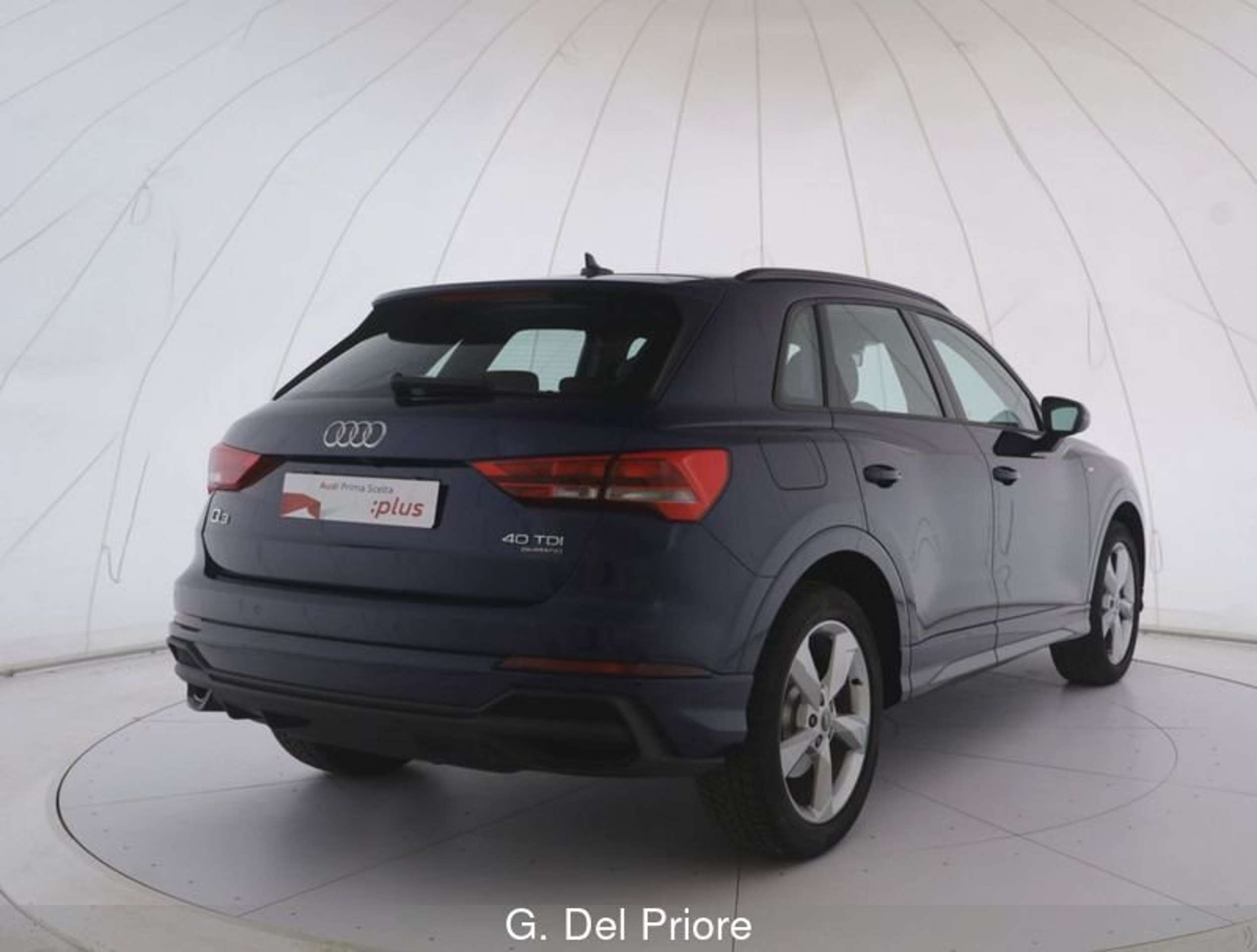 Audi - Q3