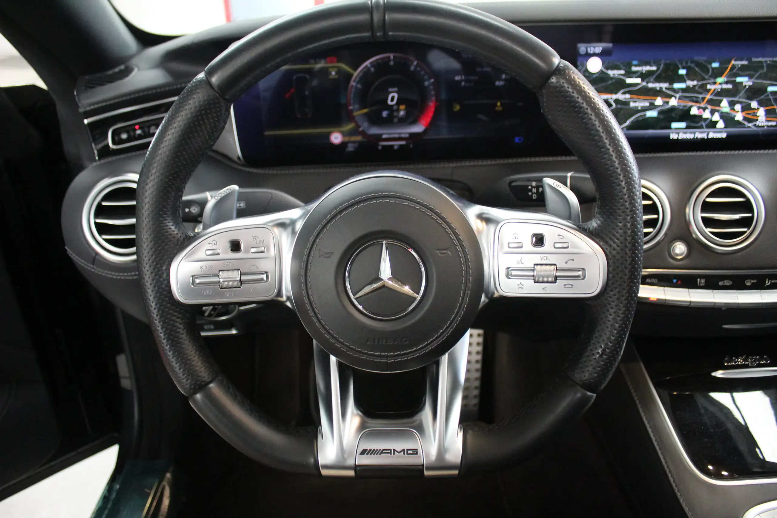 Mercedes-Benz - S 63 AMG