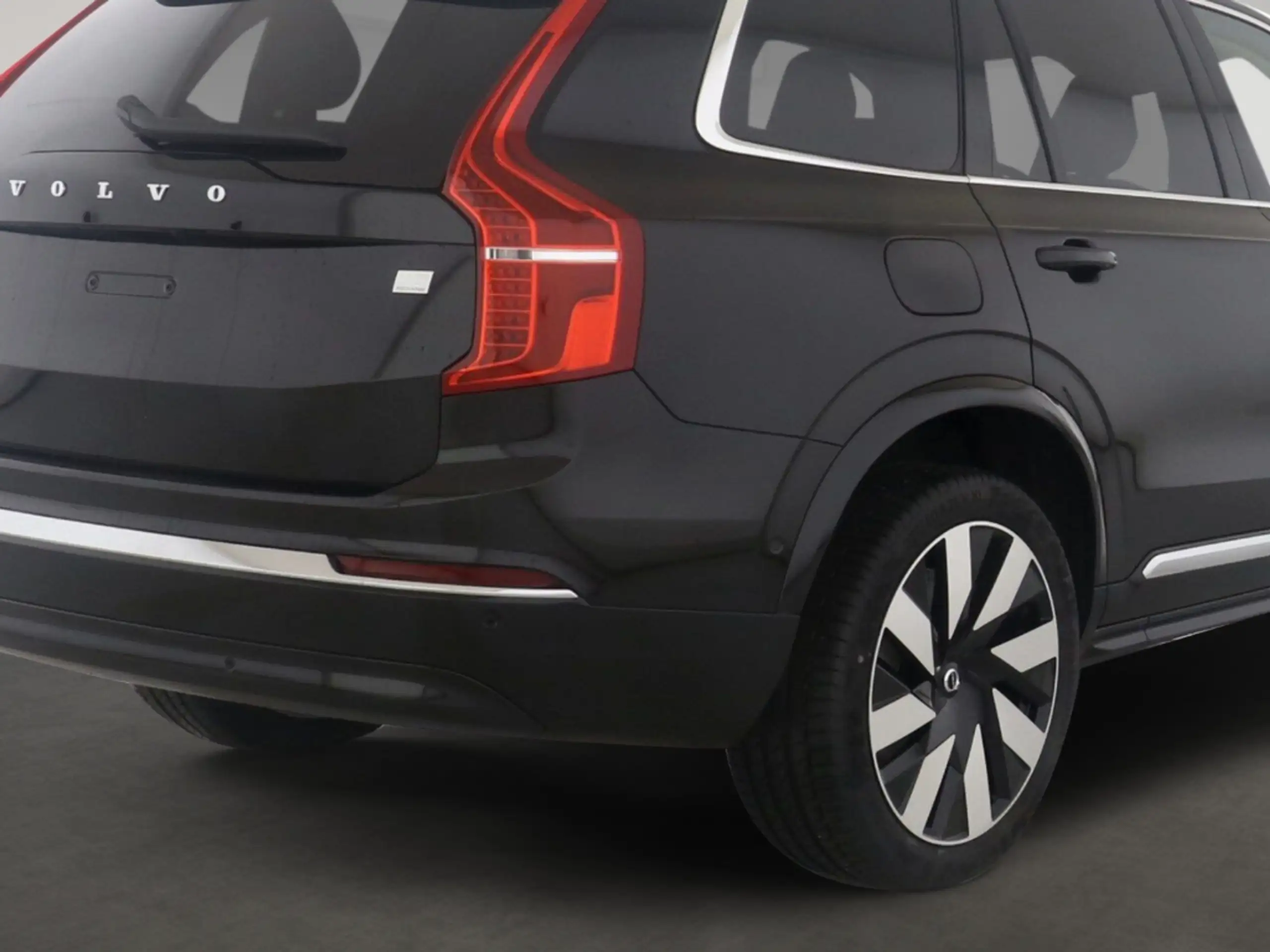 Volvo - XC90