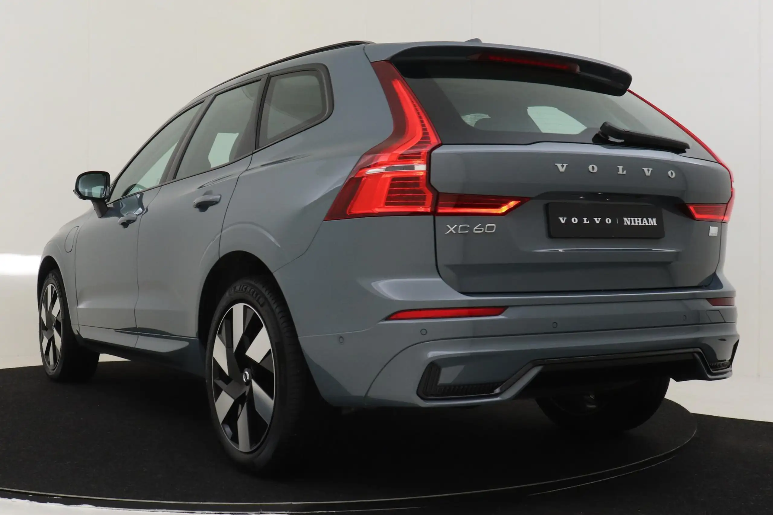 Volvo - XC60