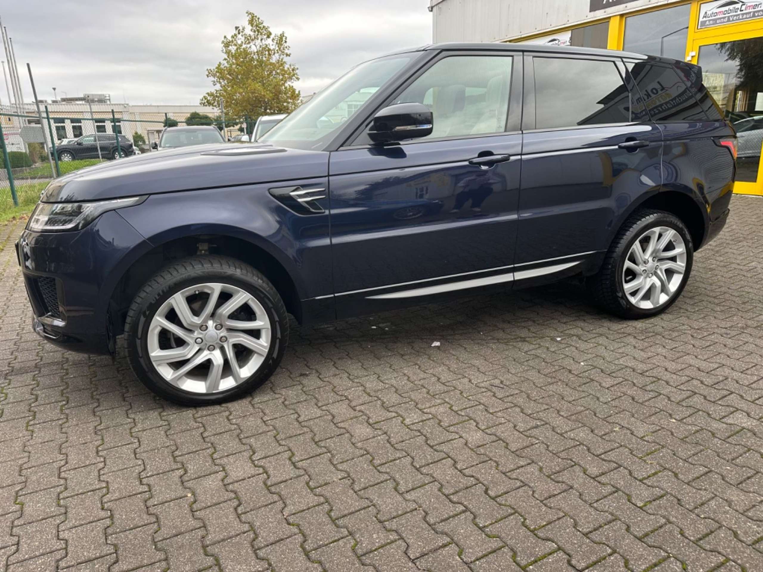 Land Rover - Range Rover Sport