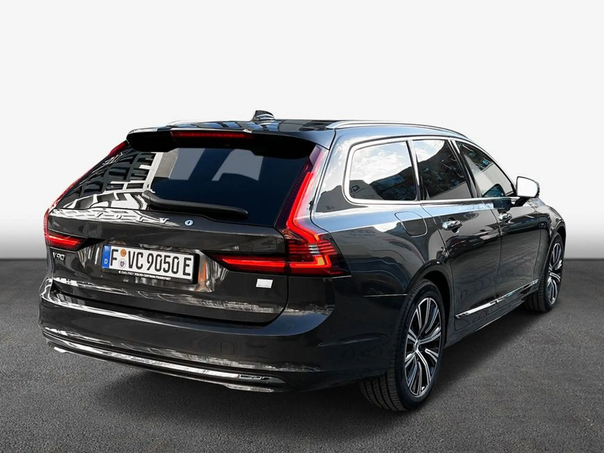 Volvo - V90