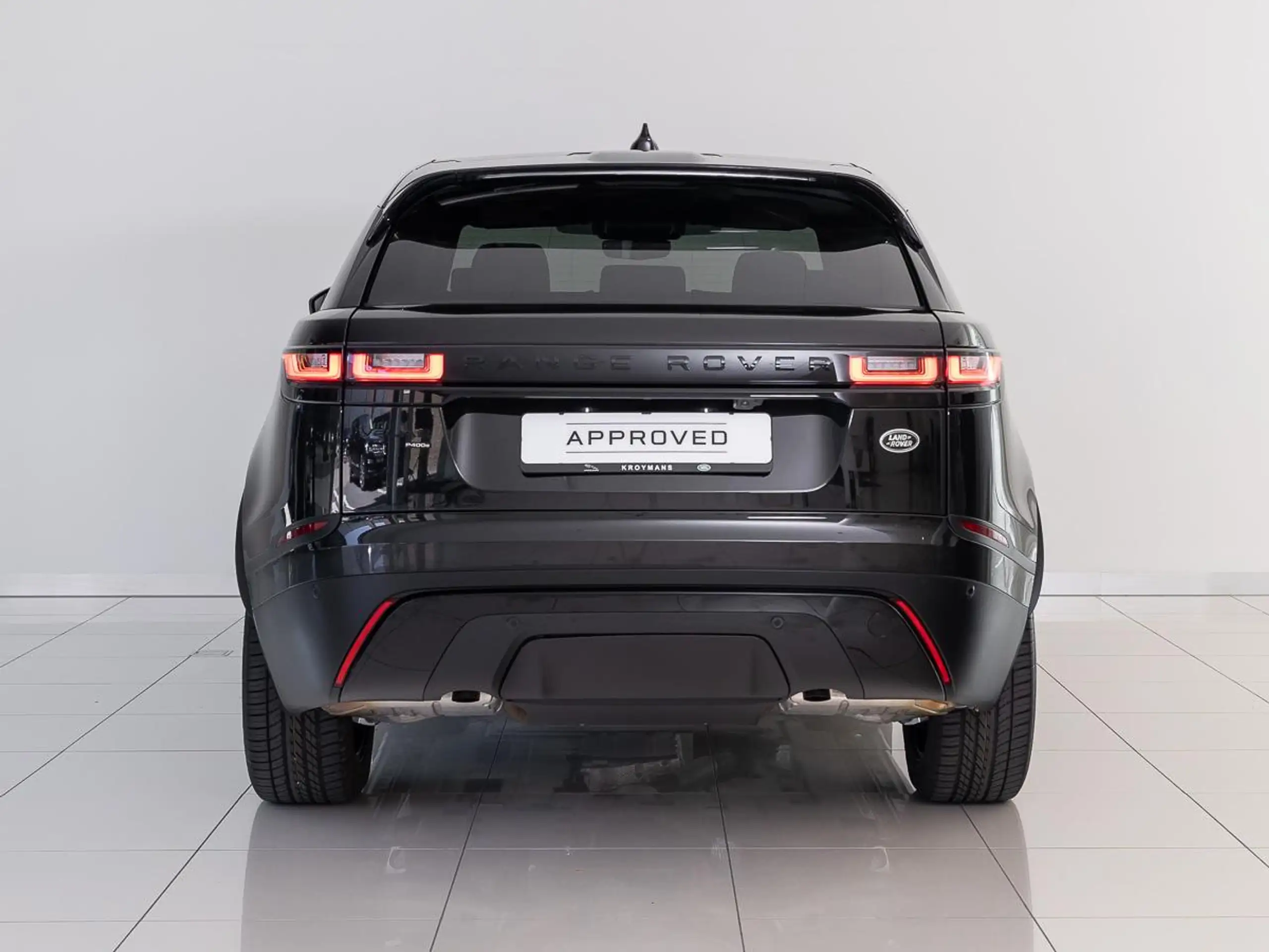 Land Rover - Range Rover Velar