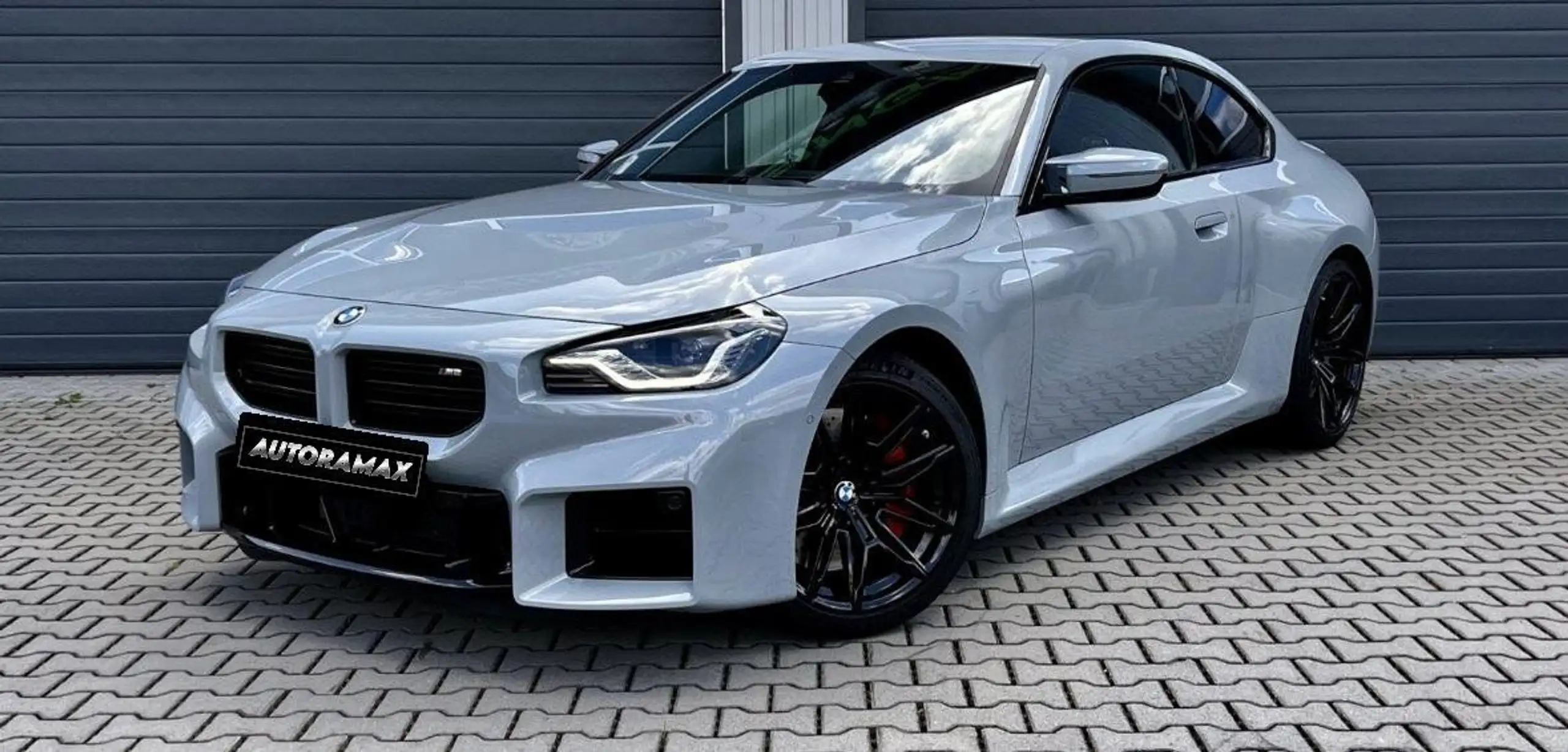 BMW - M2