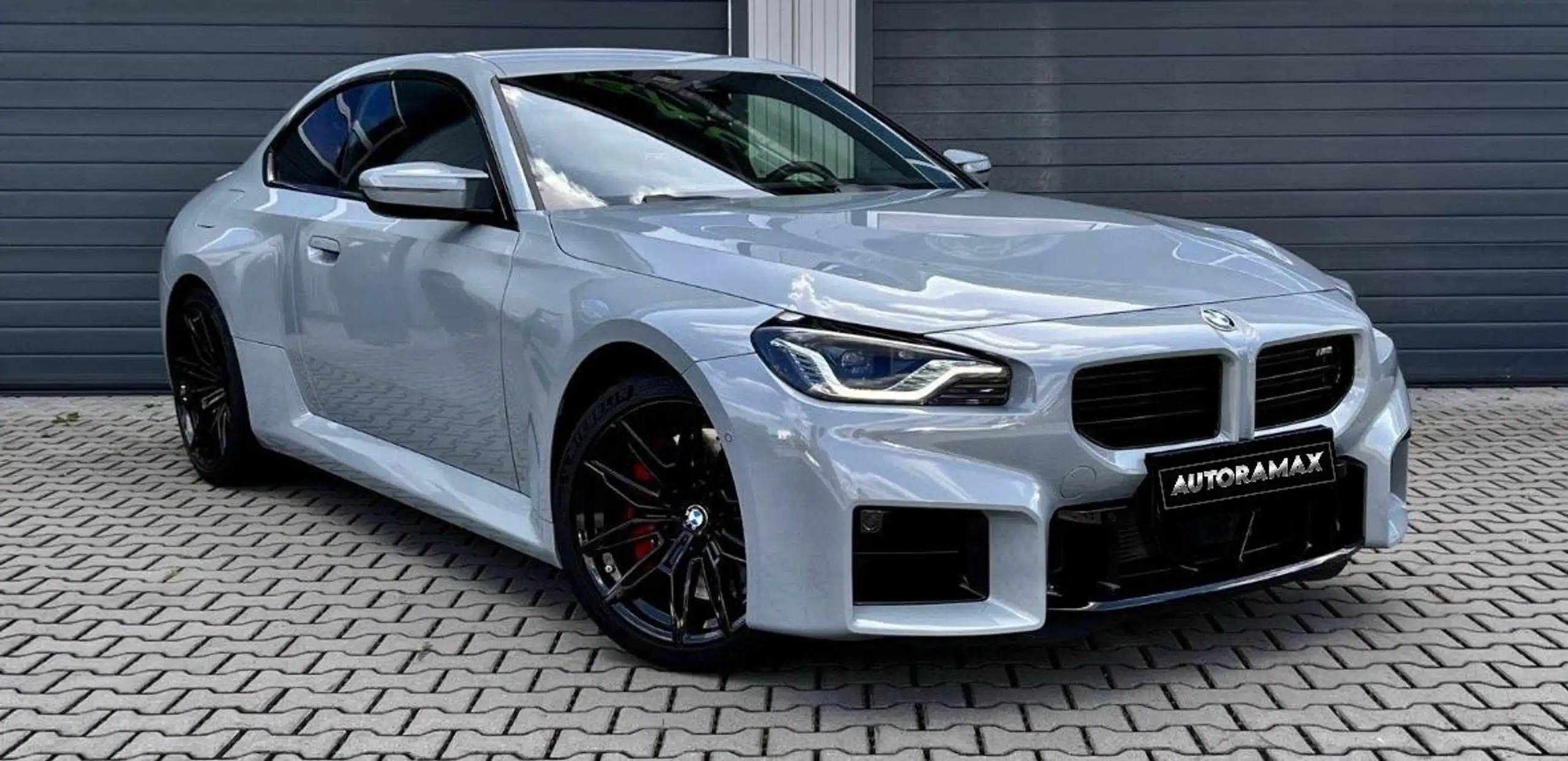 BMW - M2