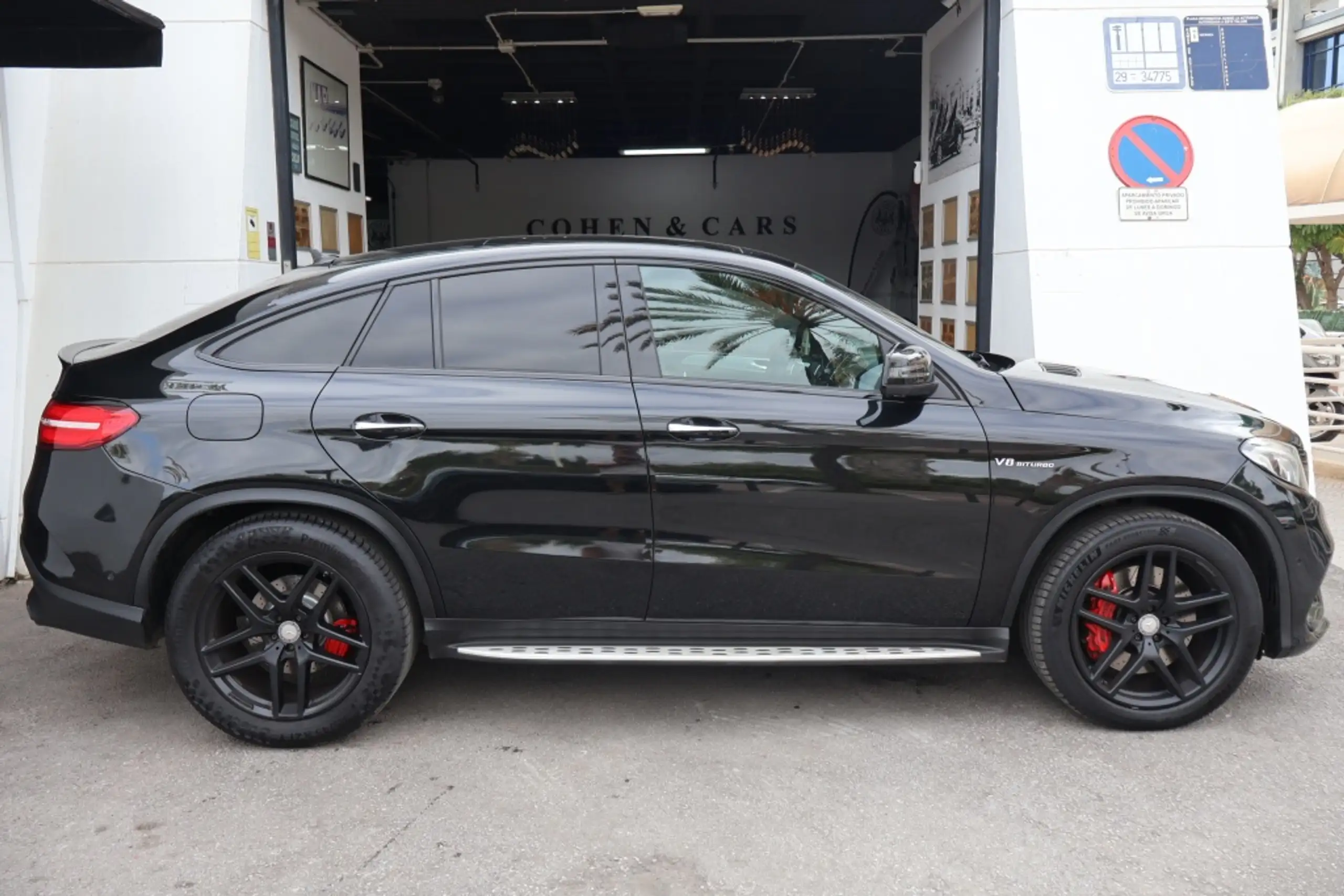 Mercedes-Benz - GLE 63 AMG