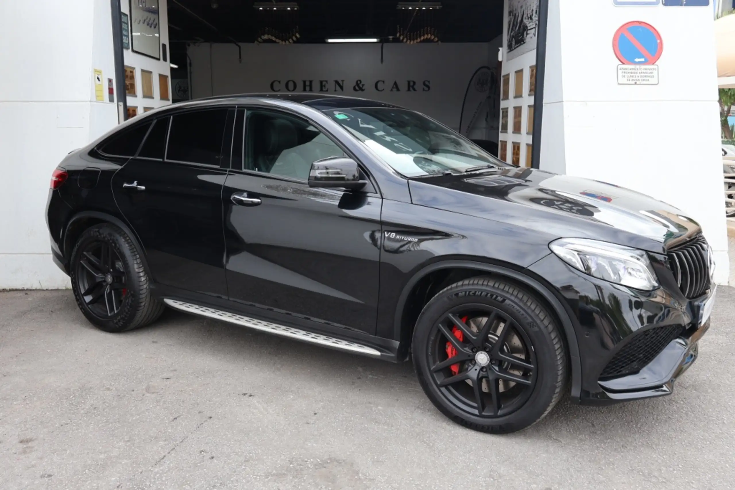 Mercedes-Benz - GLE 63 AMG