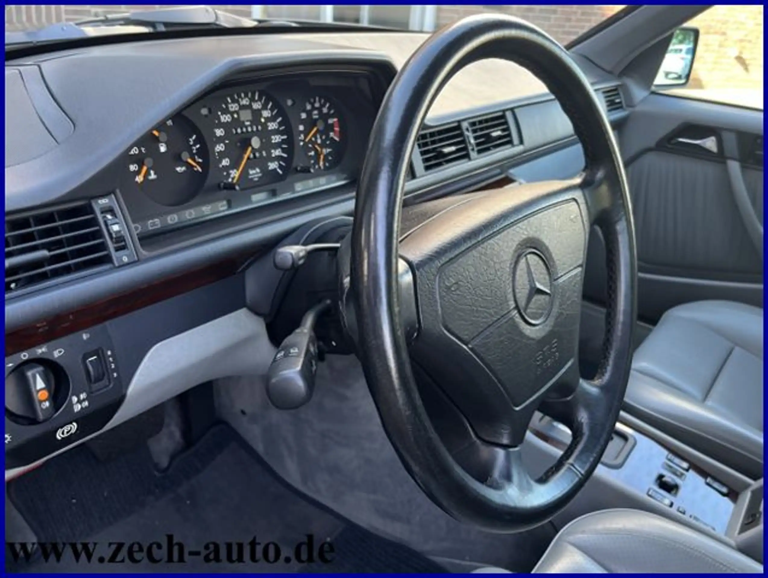 Mercedes-Benz - E 500