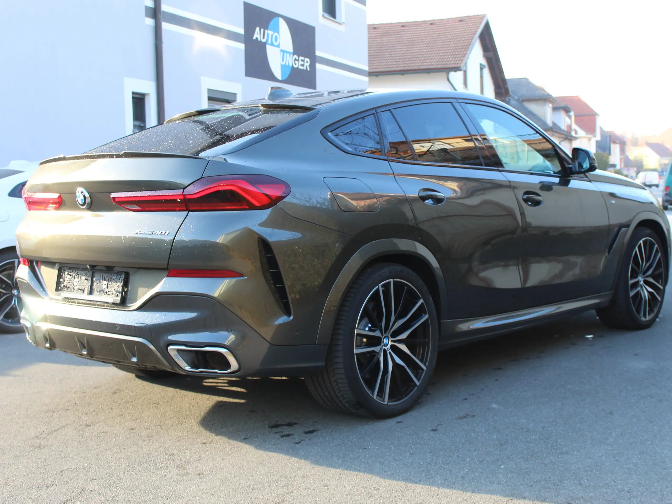 BMW - X6