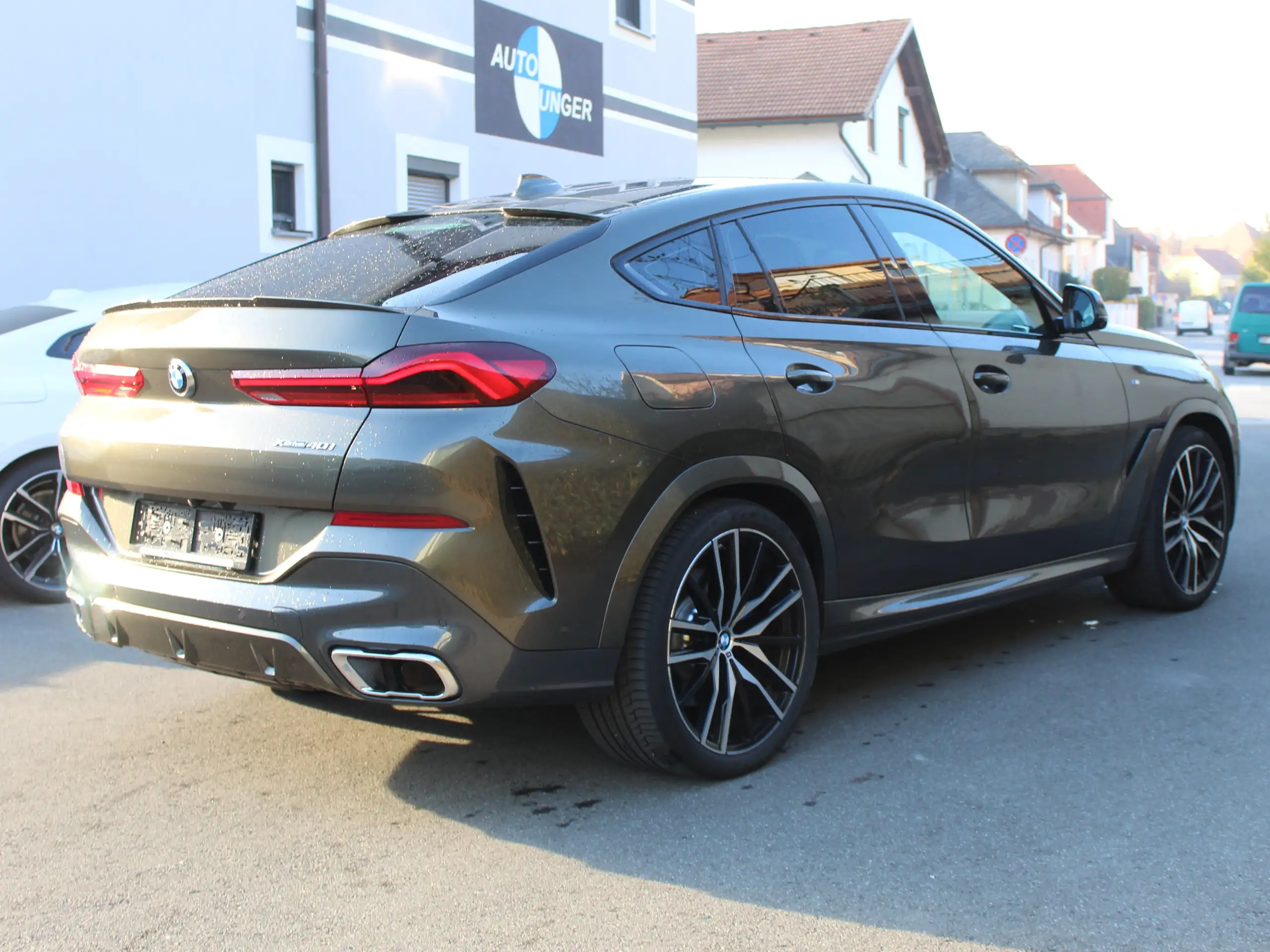 BMW - X6