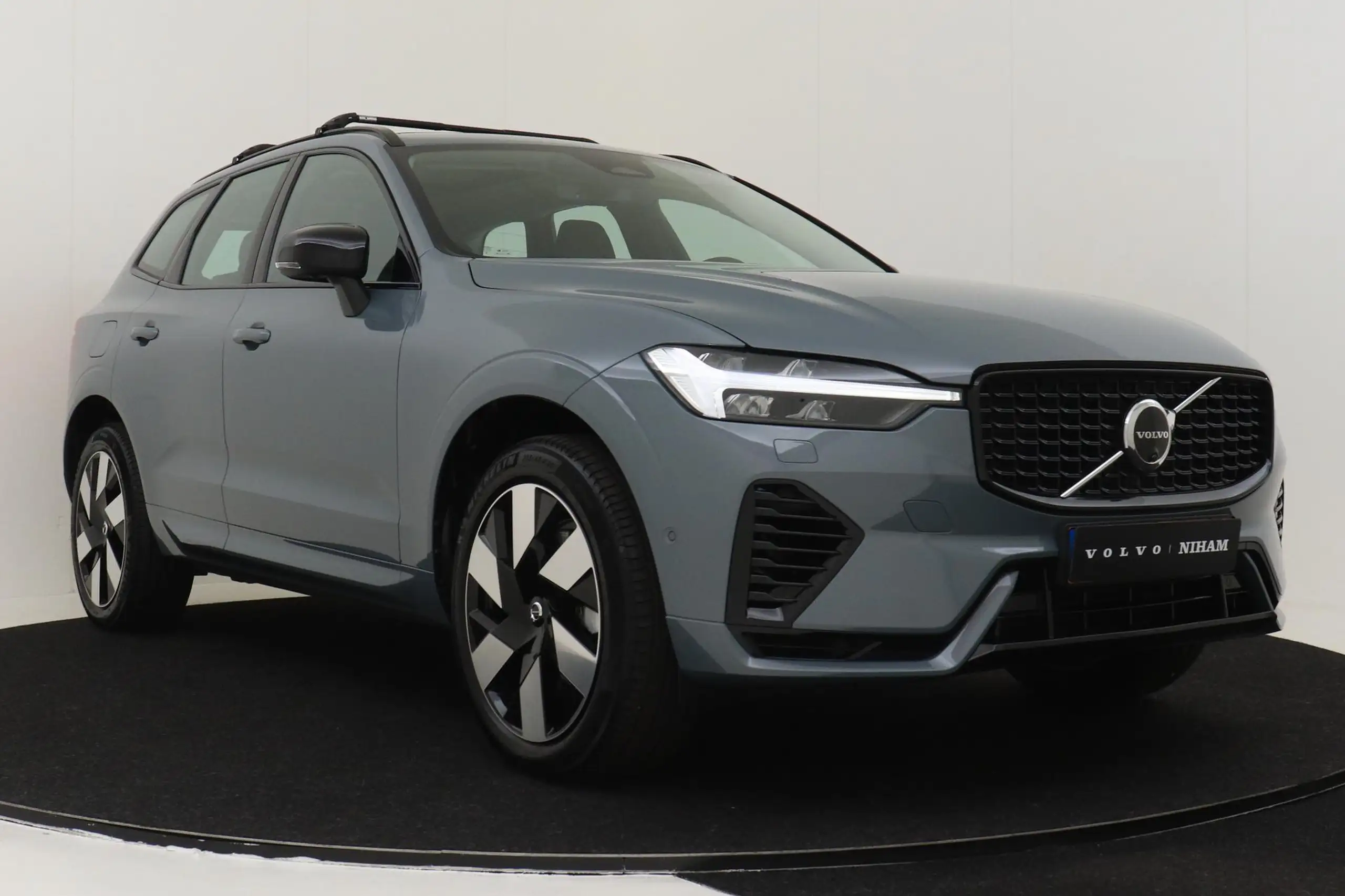 Volvo - XC60