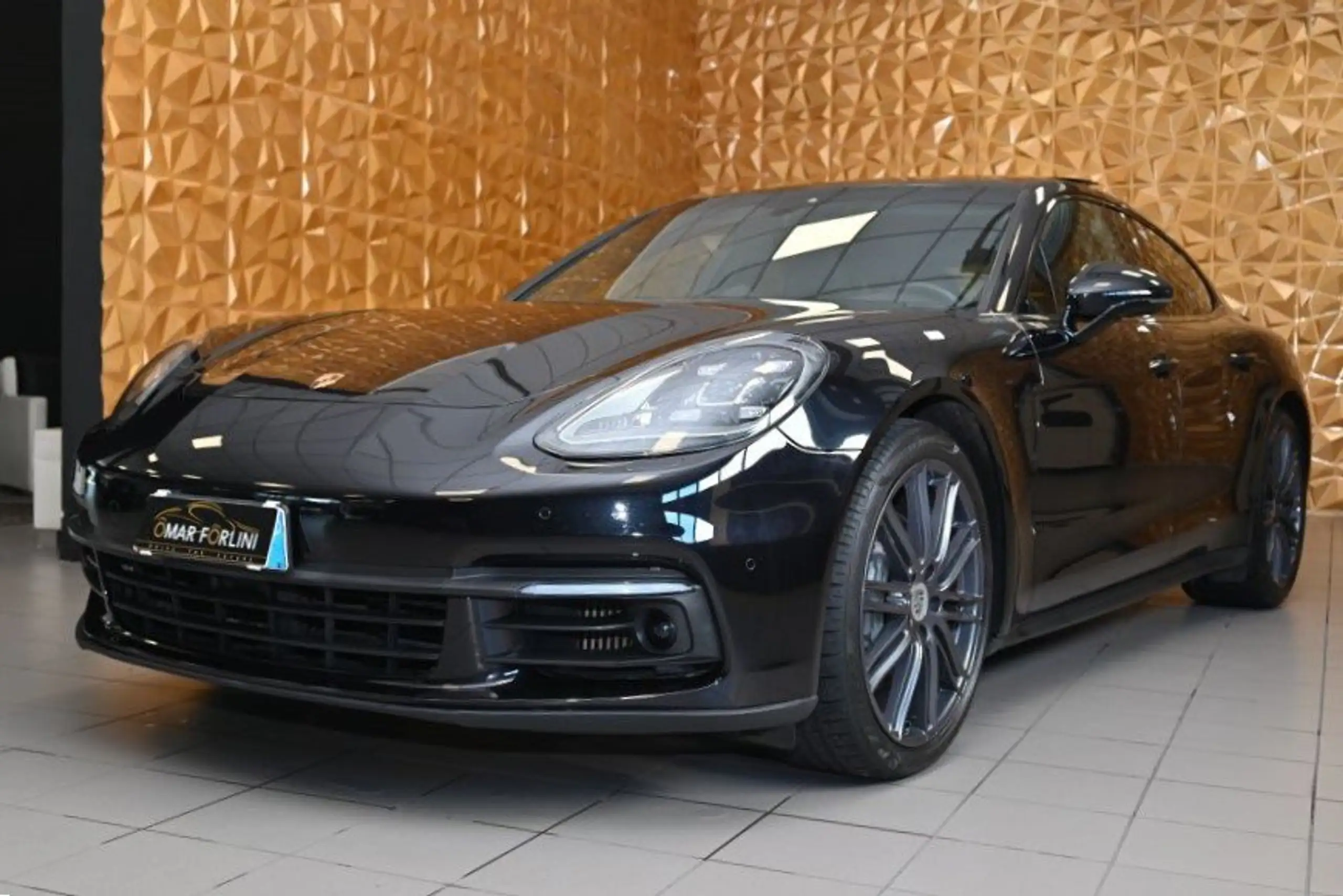 Porsche - Panamera