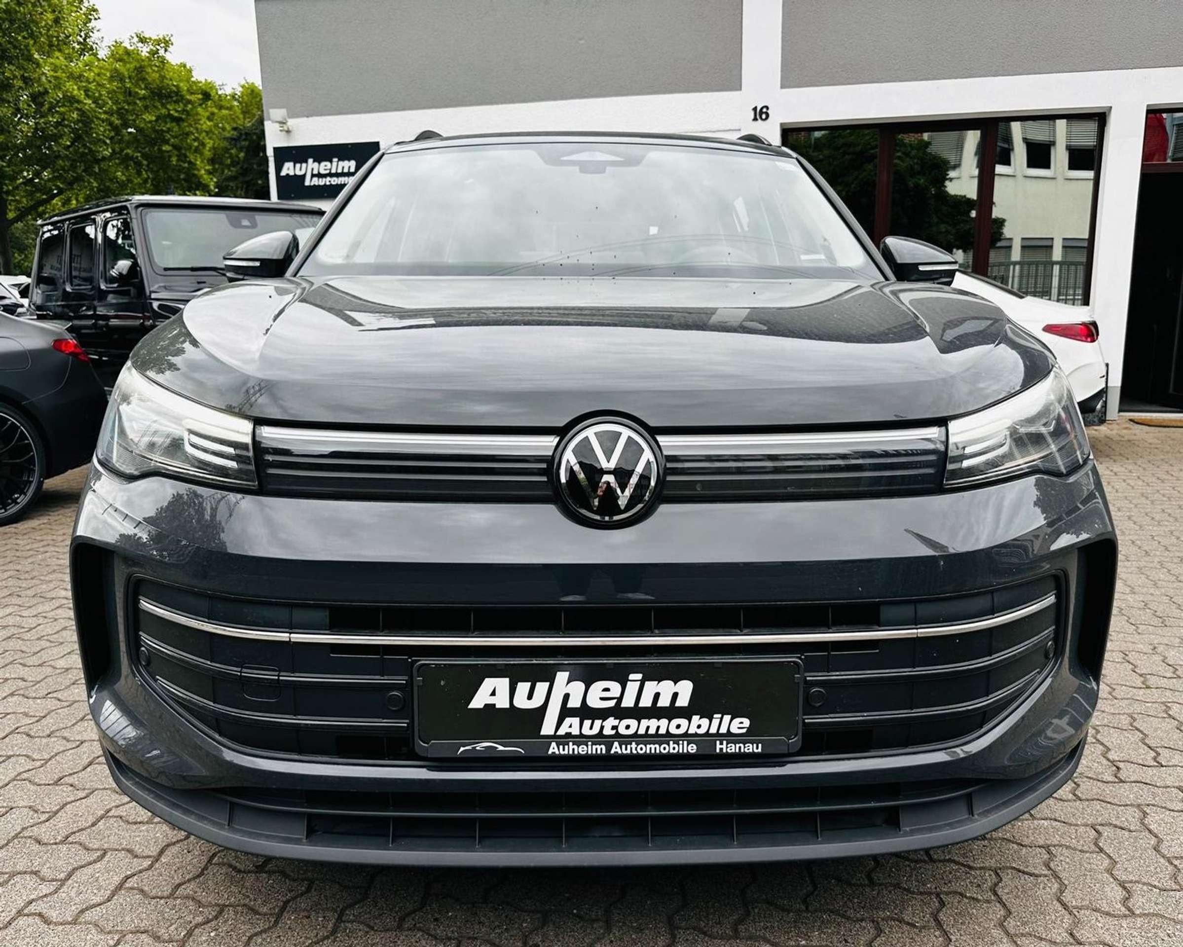 Volkswagen - Tiguan