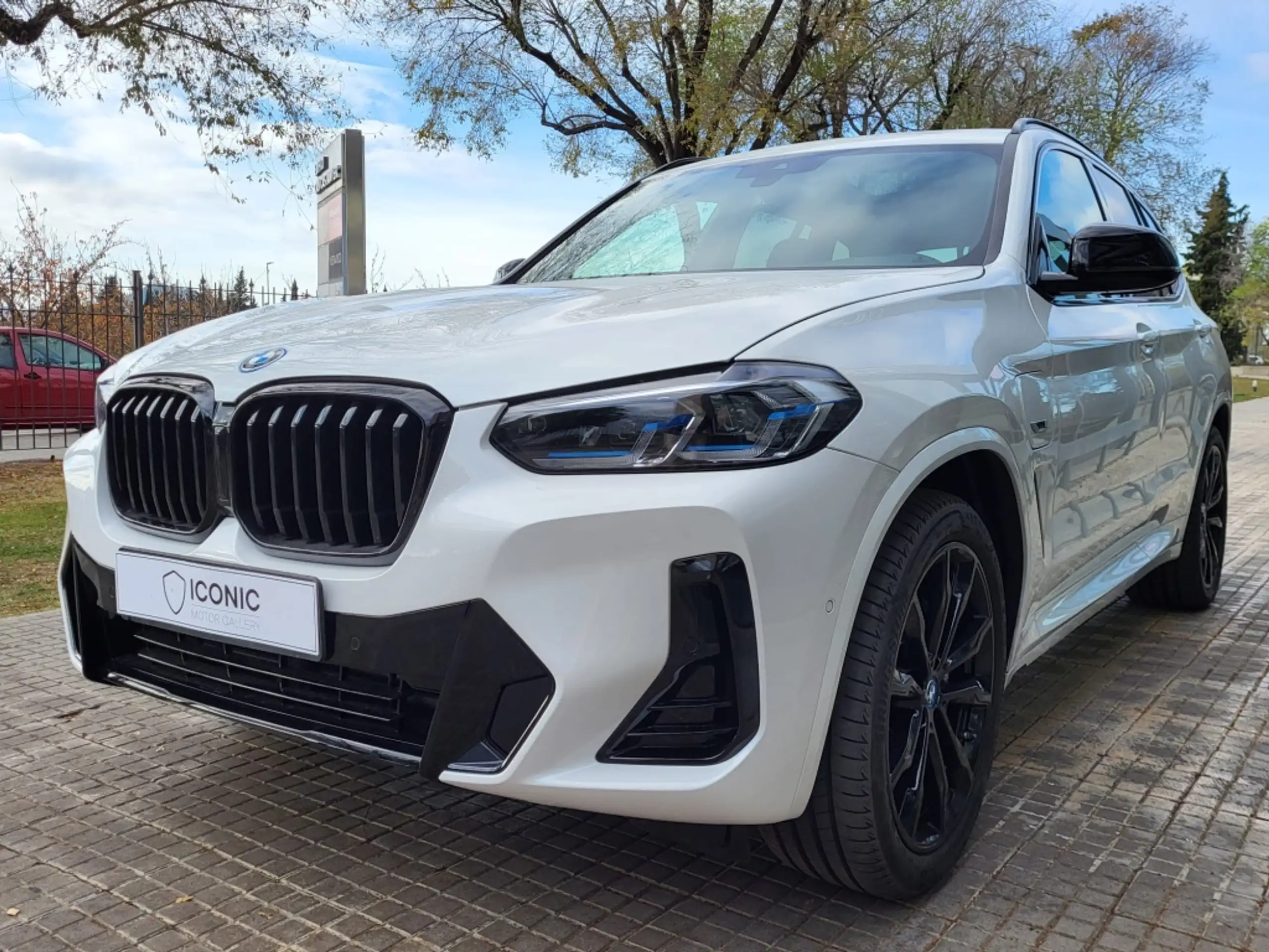 BMW - X3