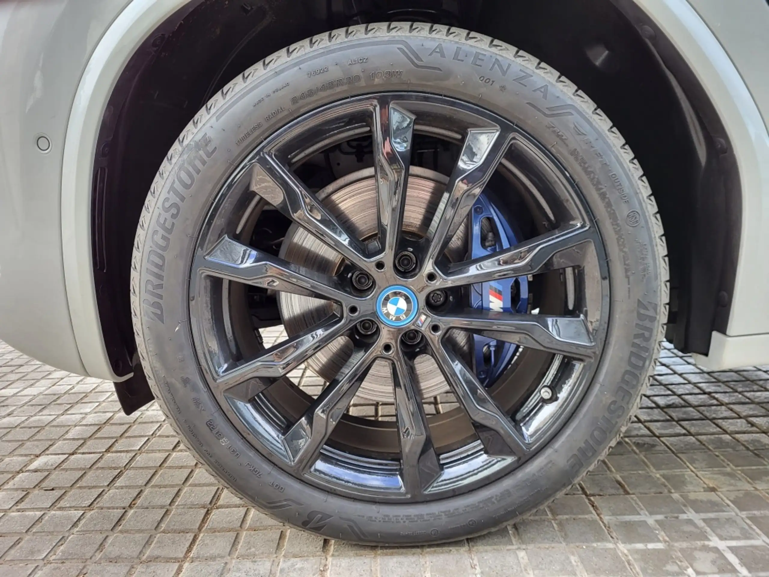 BMW - X3