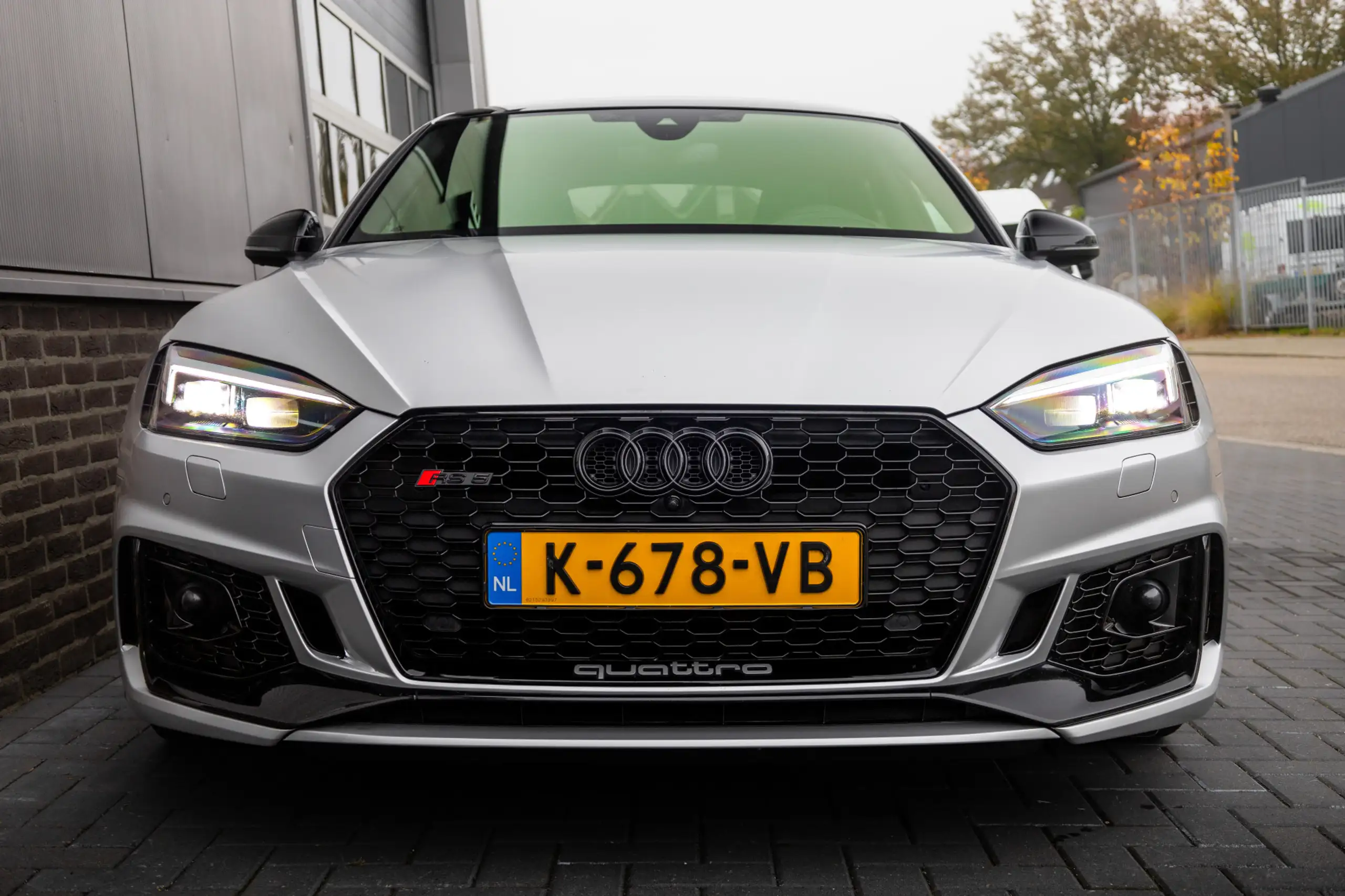 Audi - RS5