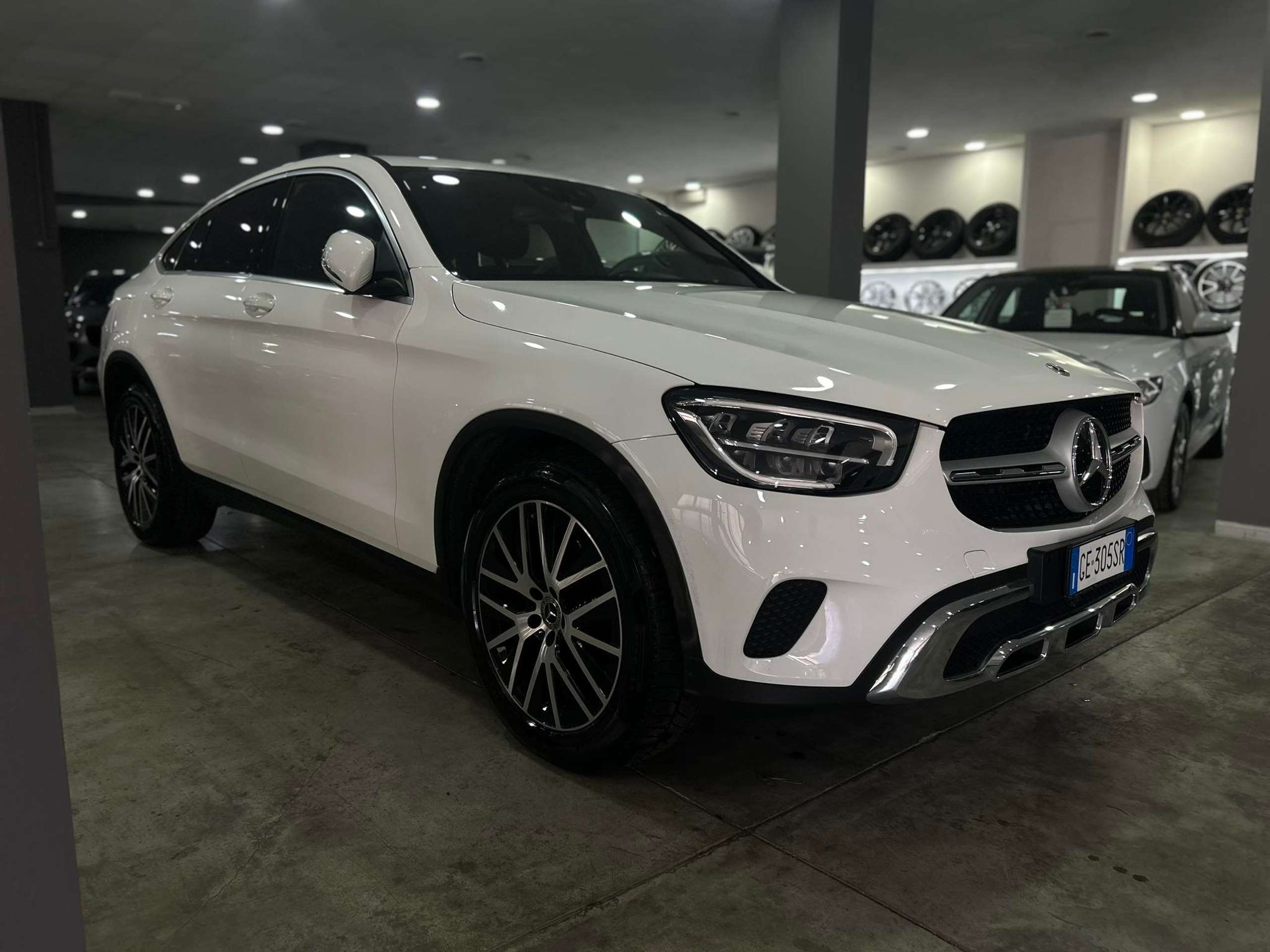 Mercedes-Benz - GLC 200