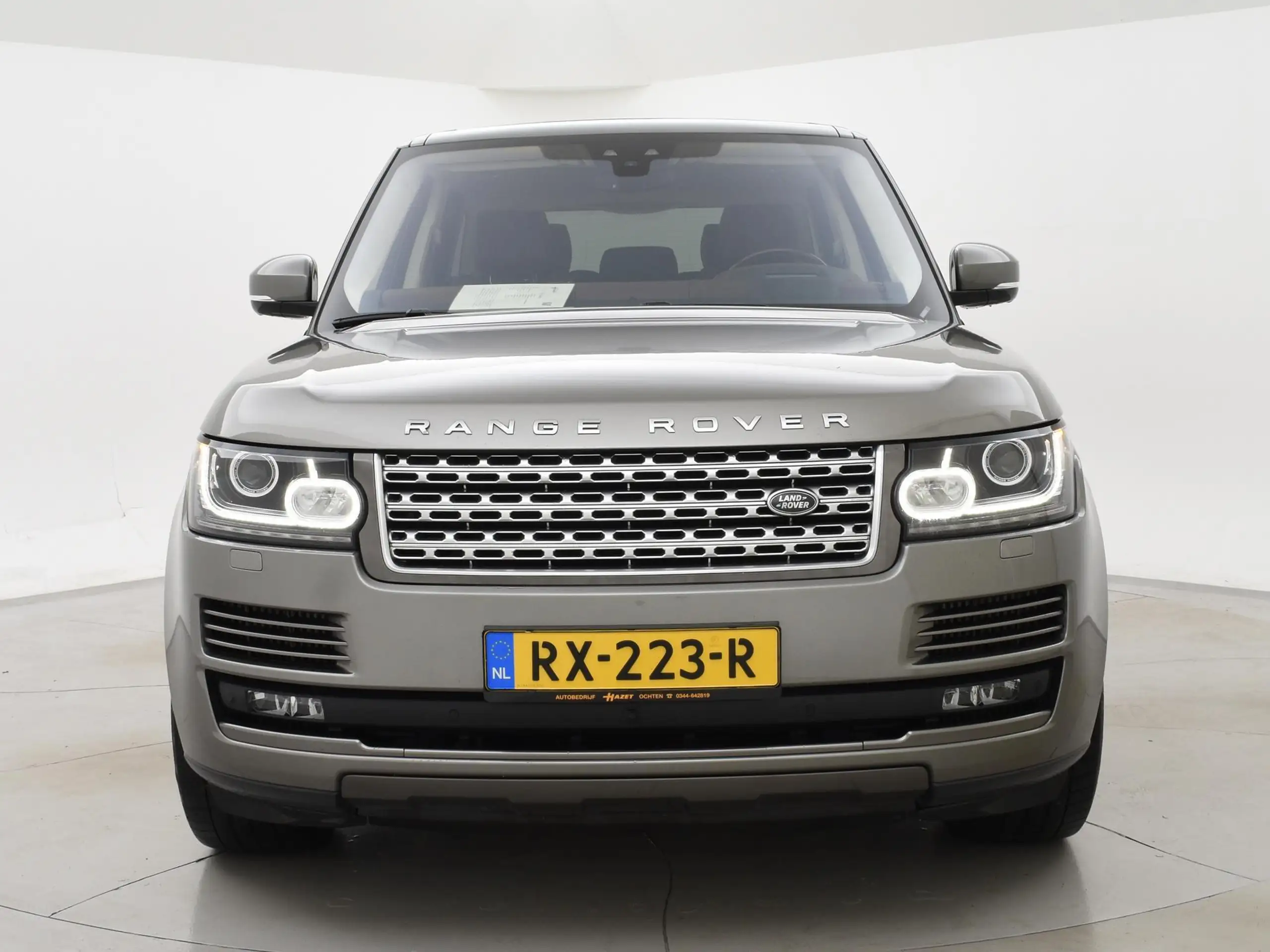 Land Rover - Range Rover