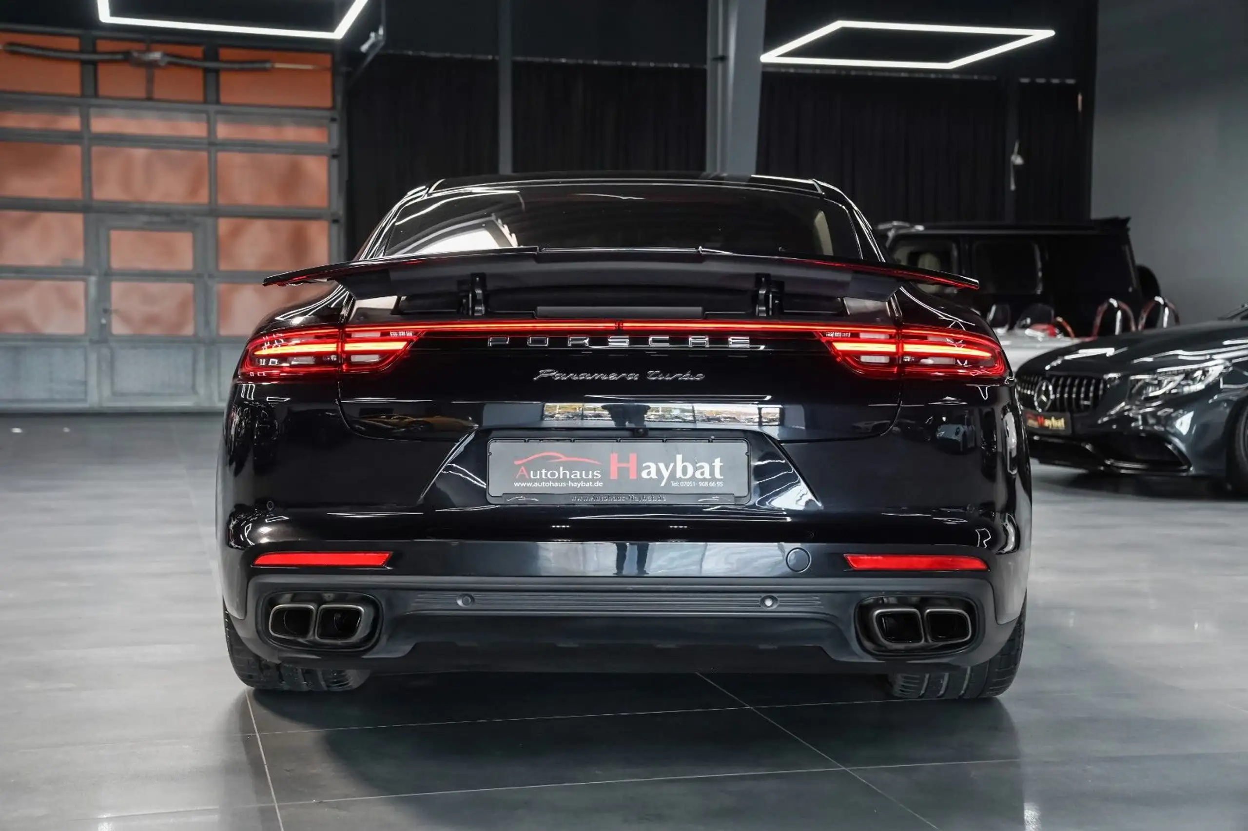 Porsche - Panamera