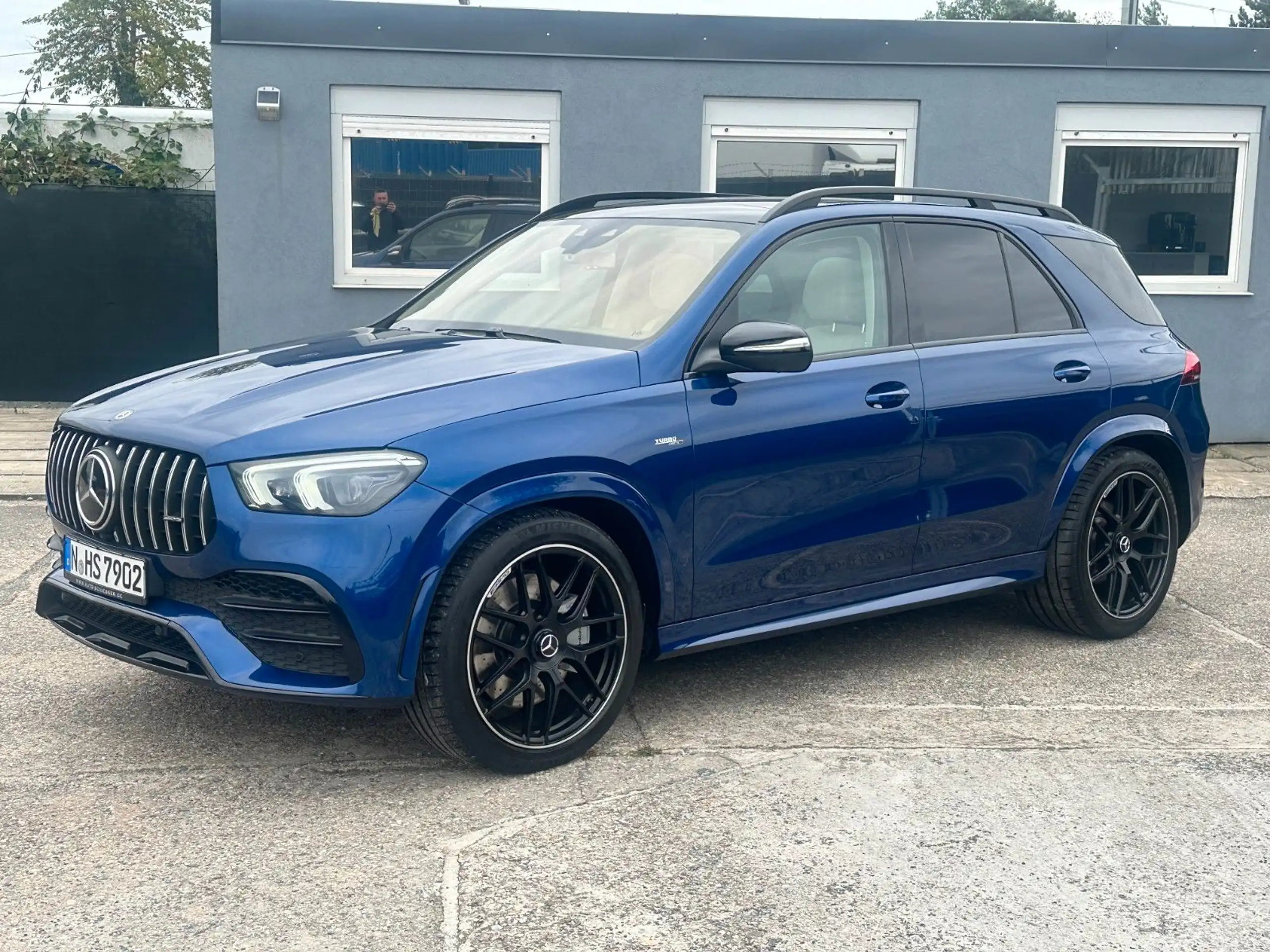 Mercedes-Benz - GLE 53 AMG