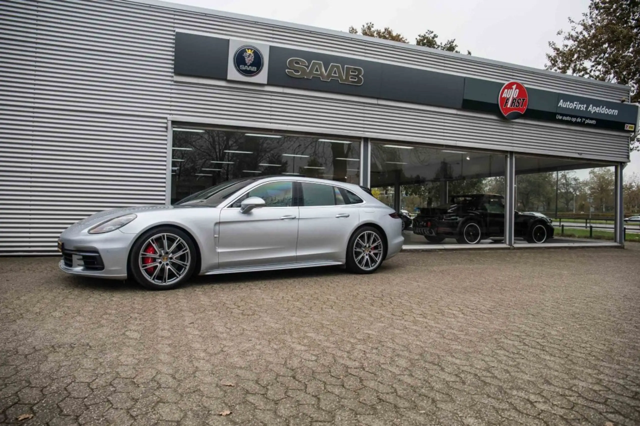 Porsche - Panamera