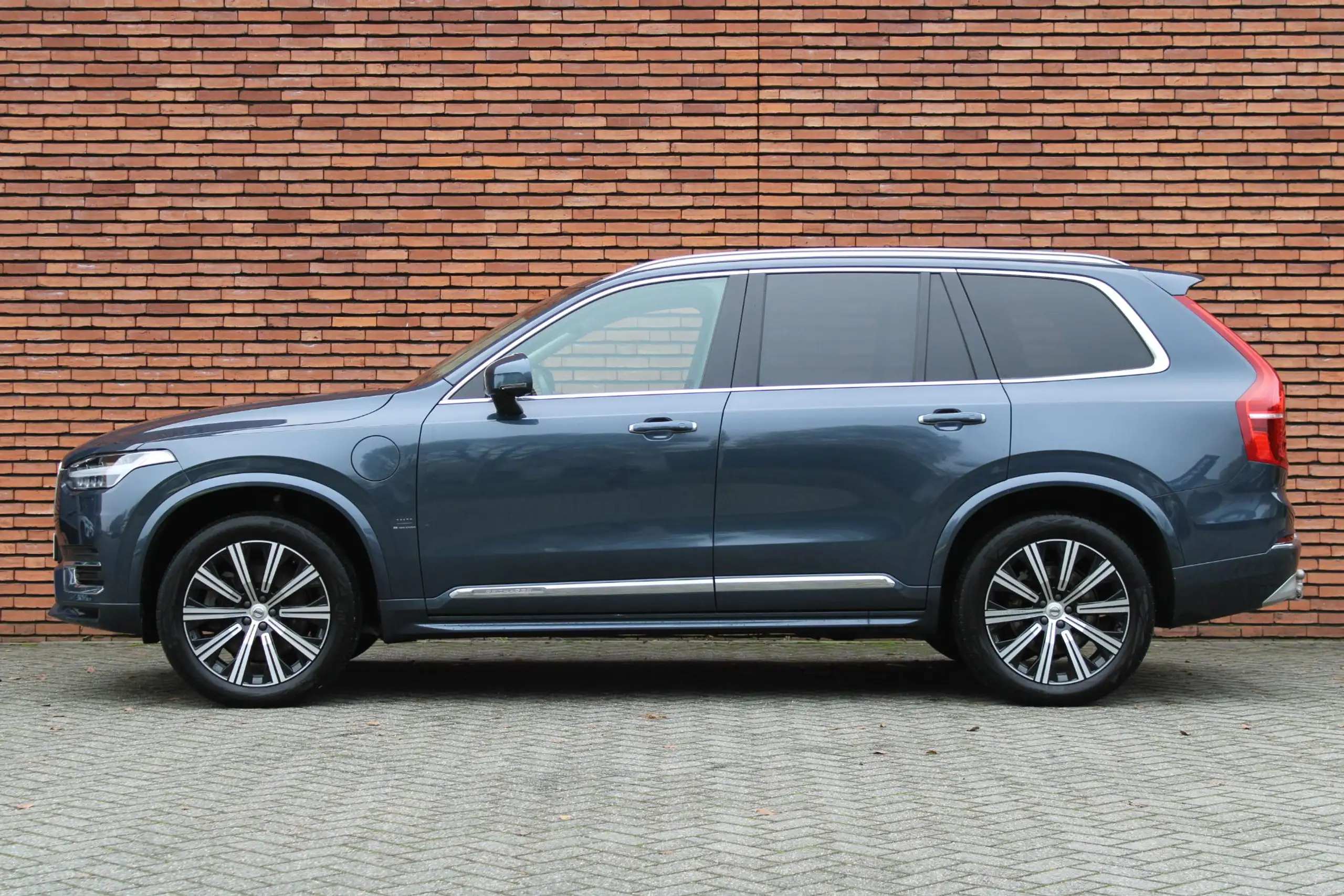 Volvo - XC90