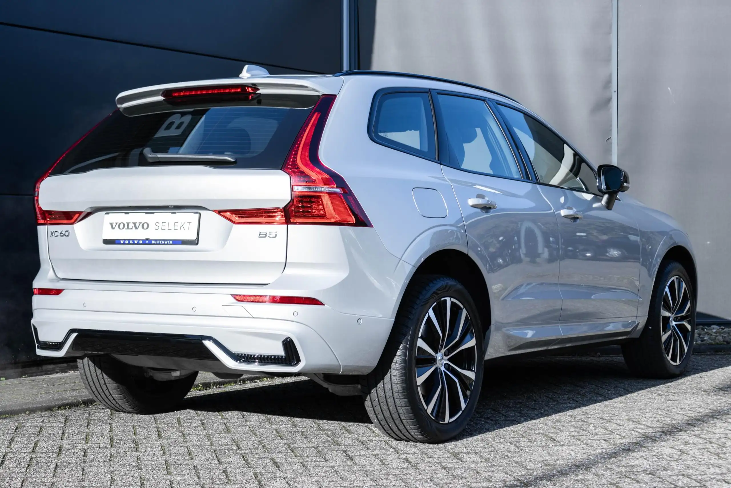 Volvo - XC60