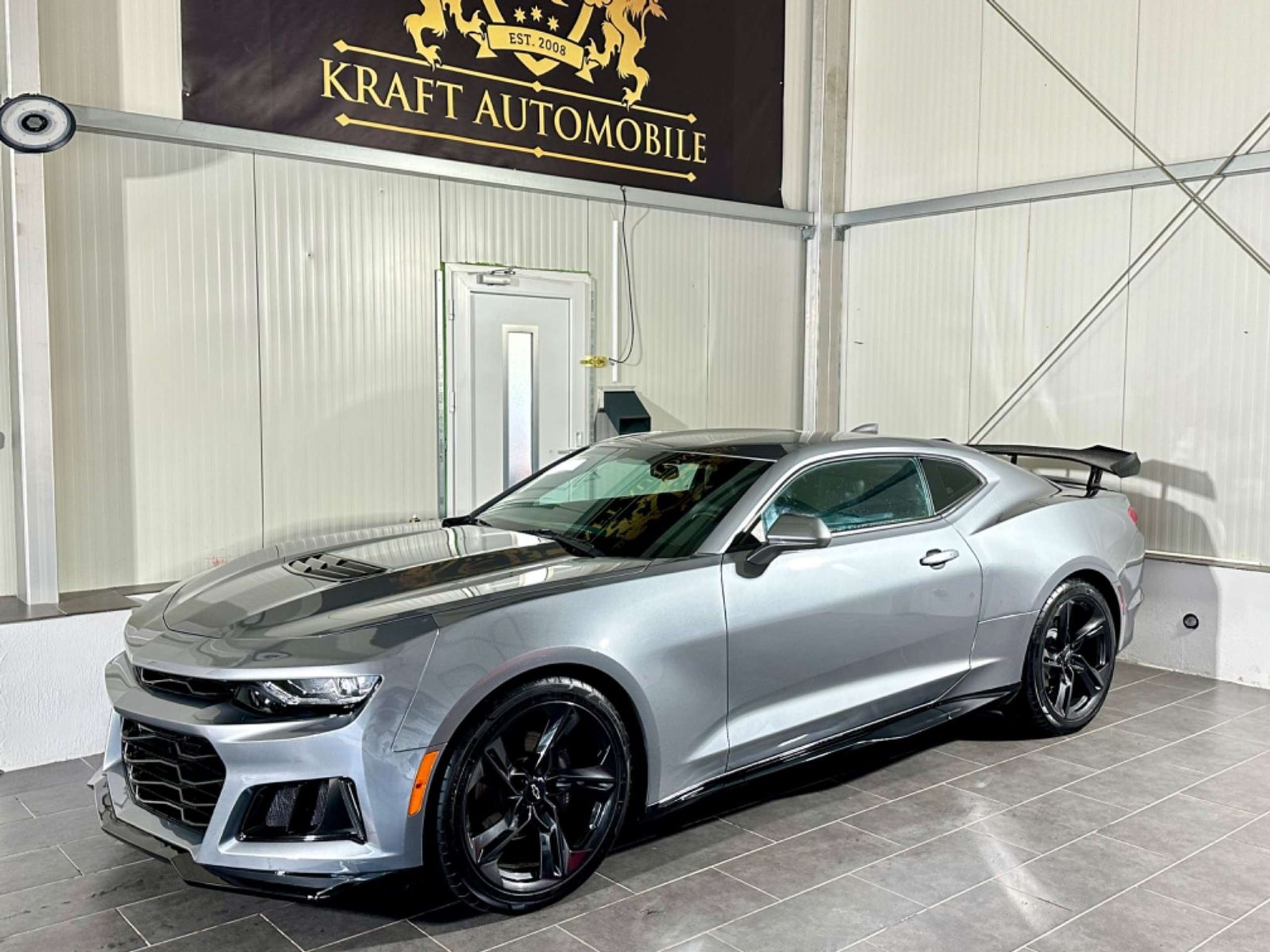 Chevrolet - Camaro