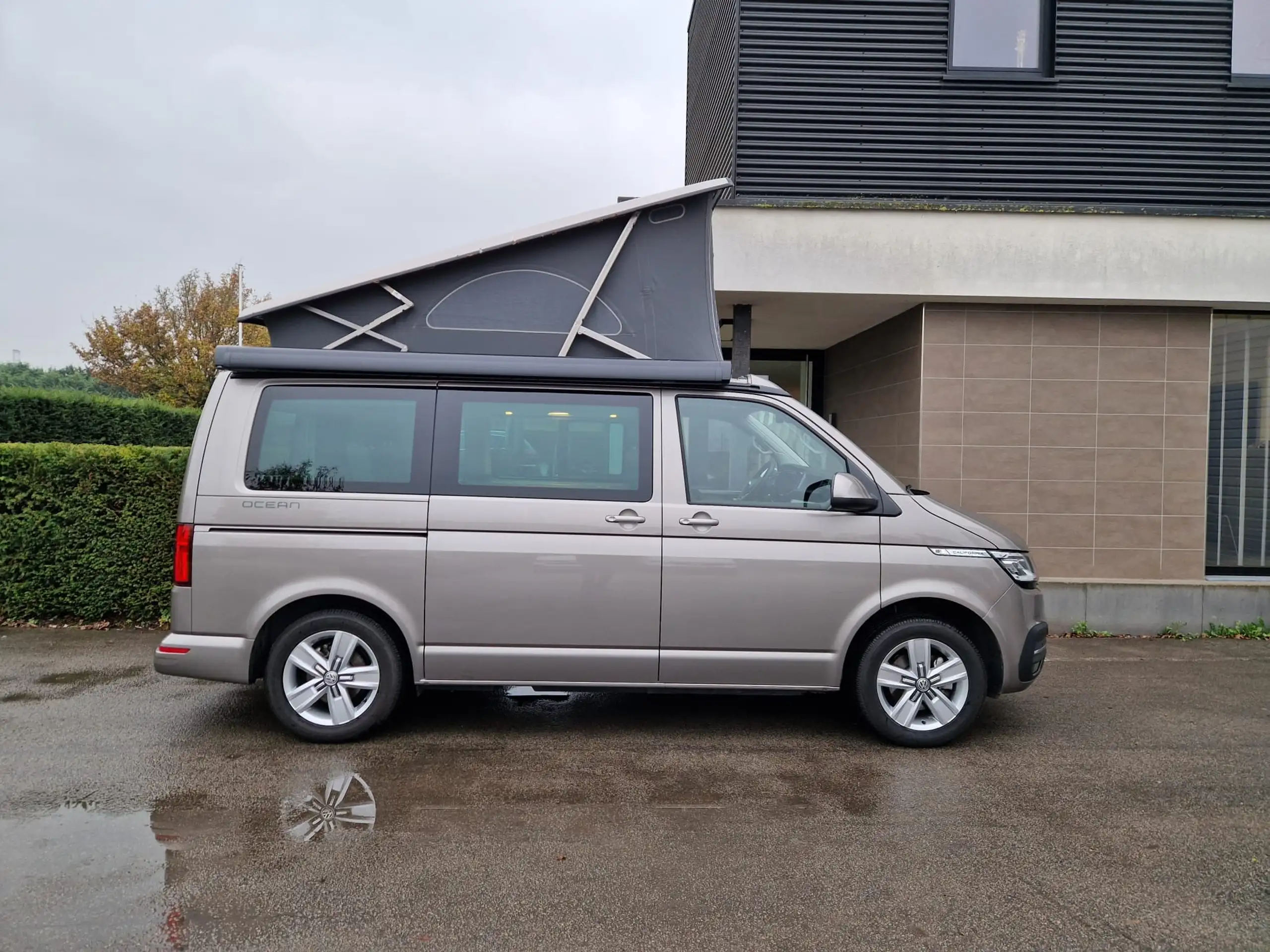 Volkswagen - T6.1 California